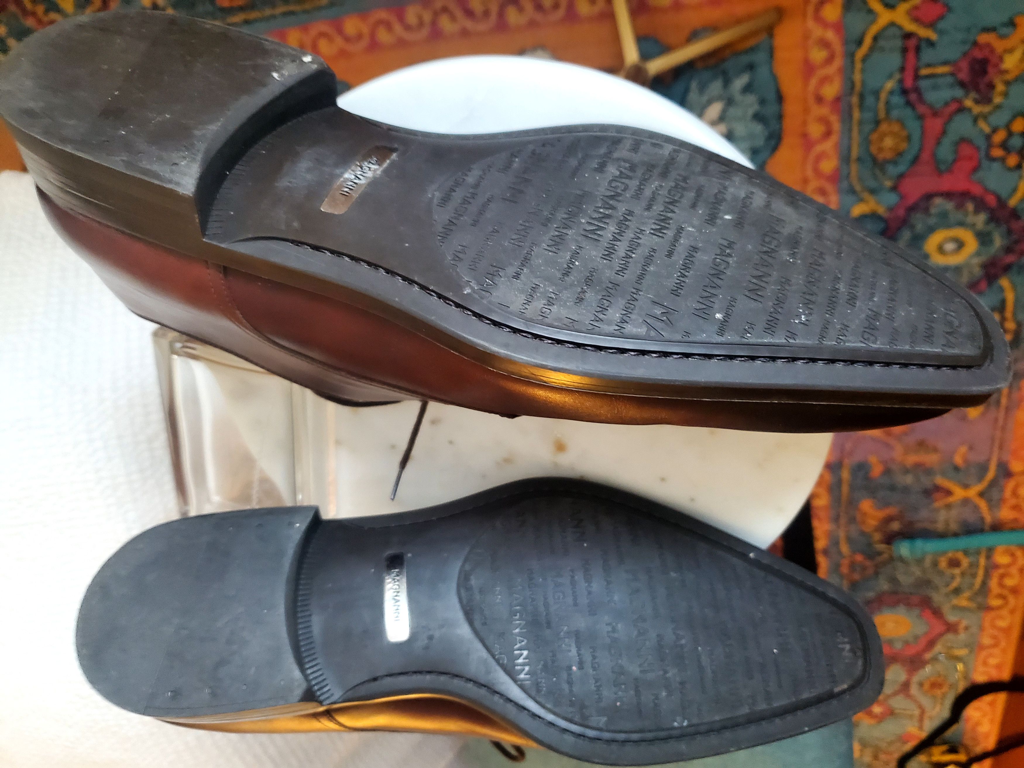 Magnanni Plain-toe burgundy Oxfords Size US 11 / EU 44 - 3 Thumbnail