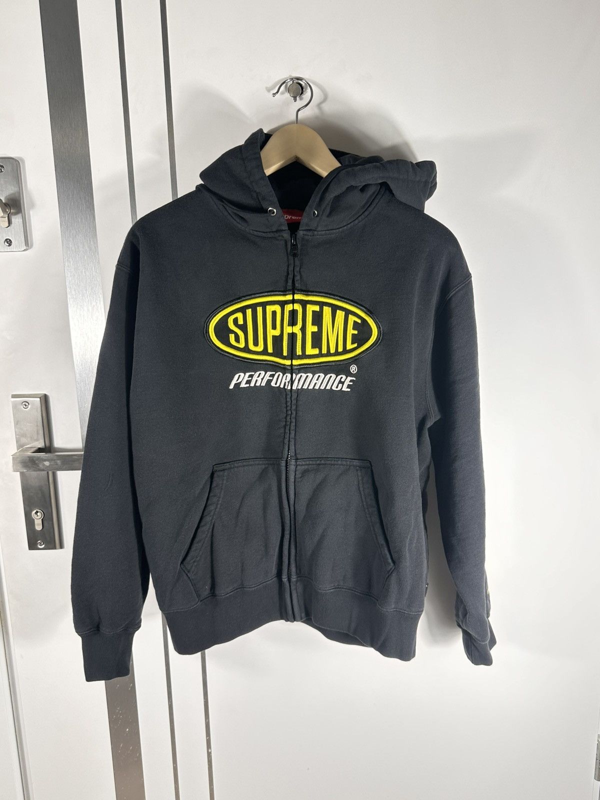 Supreme performance zip up hooded sweatshirt - tianchih.com