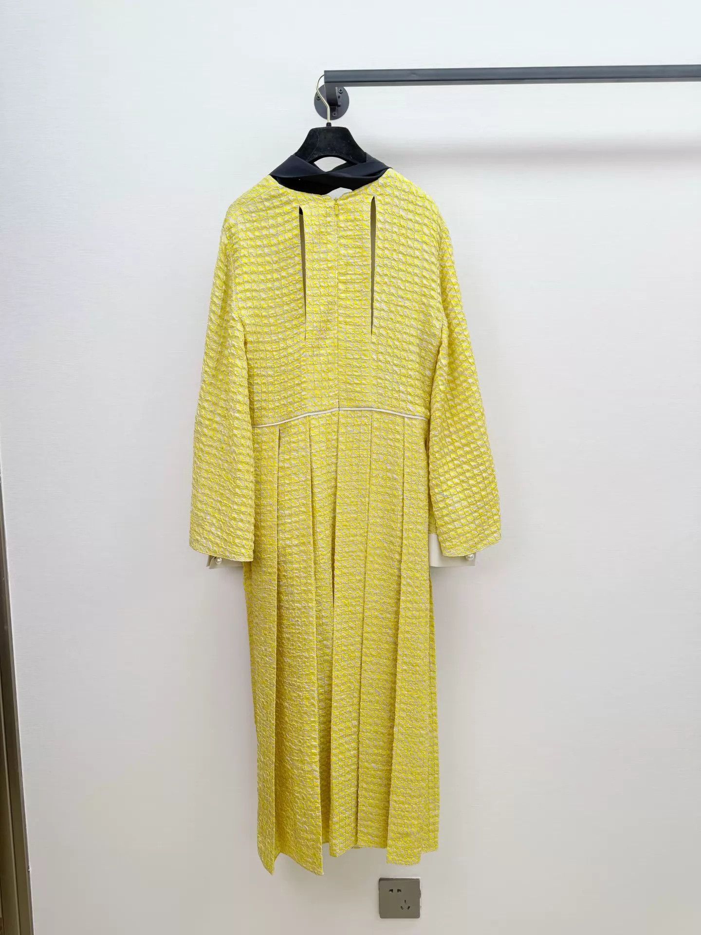 Fendi Fendi silk long dress 42 worn once Size M / US 6-8 / IT 42-44 - 7 Thumbnail