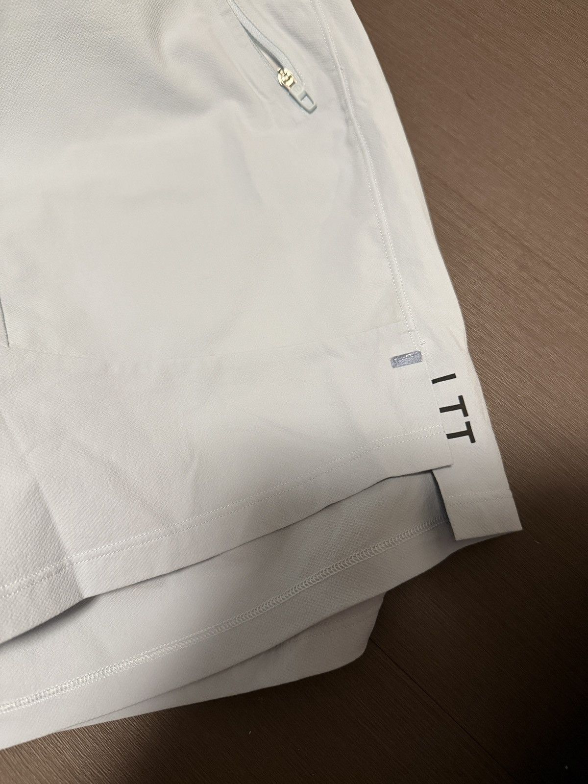 Lululemon Lululemon License to Train shorts Size US 33 - 4 Thumbnail