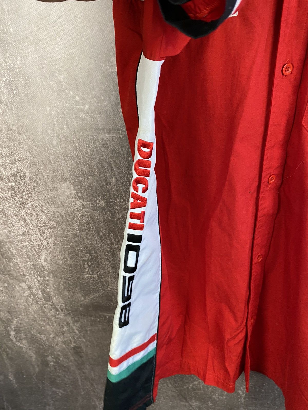Ducati Vintage Ducati racing 1098 Shirt T-shirt Formula One Size US L / EU 52-54 / 3 - 7 Thumbnail