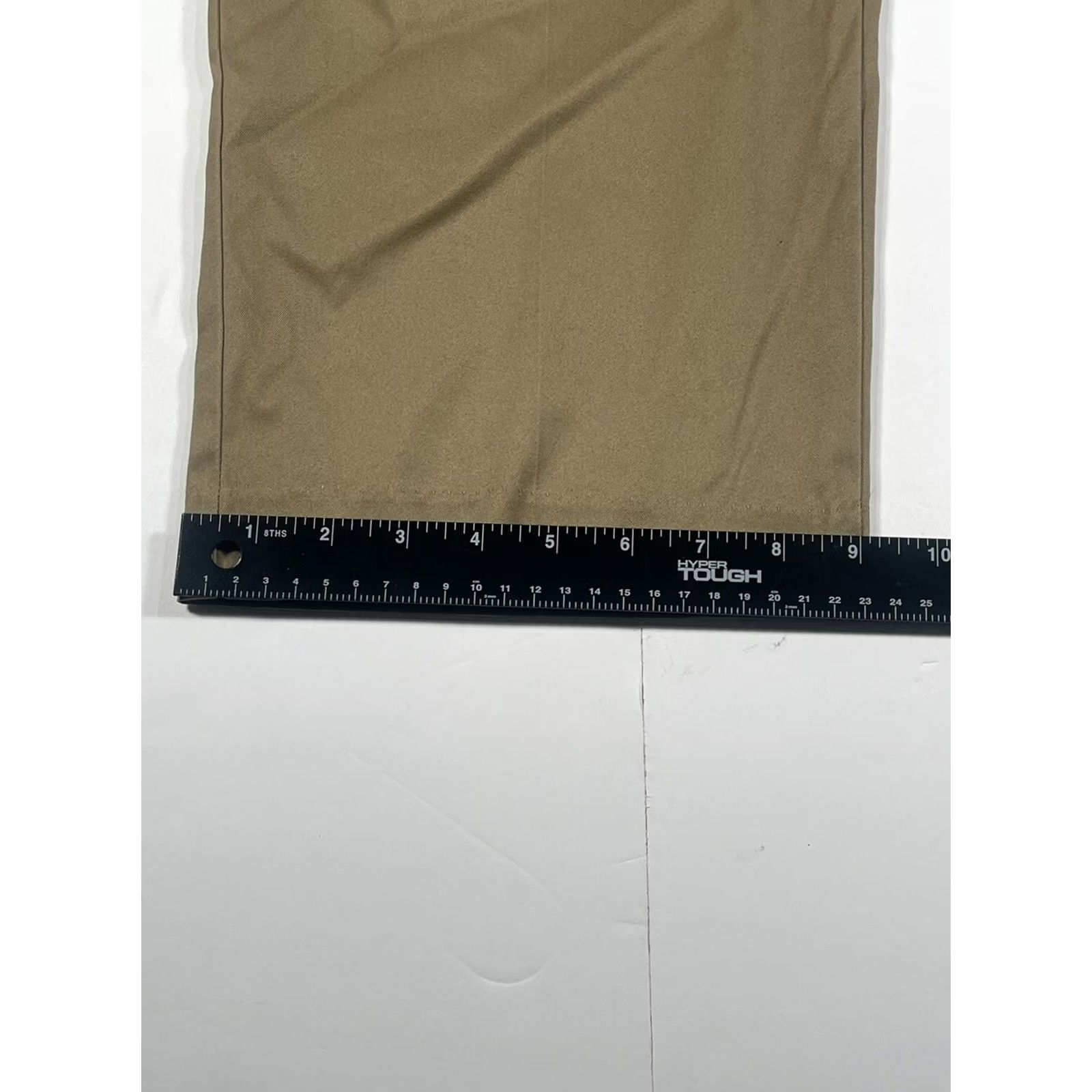 Dockers VINTAGE Dockers D3 Classic Fit Men’s Beige Iron Free Khaki Chino Pants 36W 32L Size US 36 / EU 52 - 7 Thumbnail