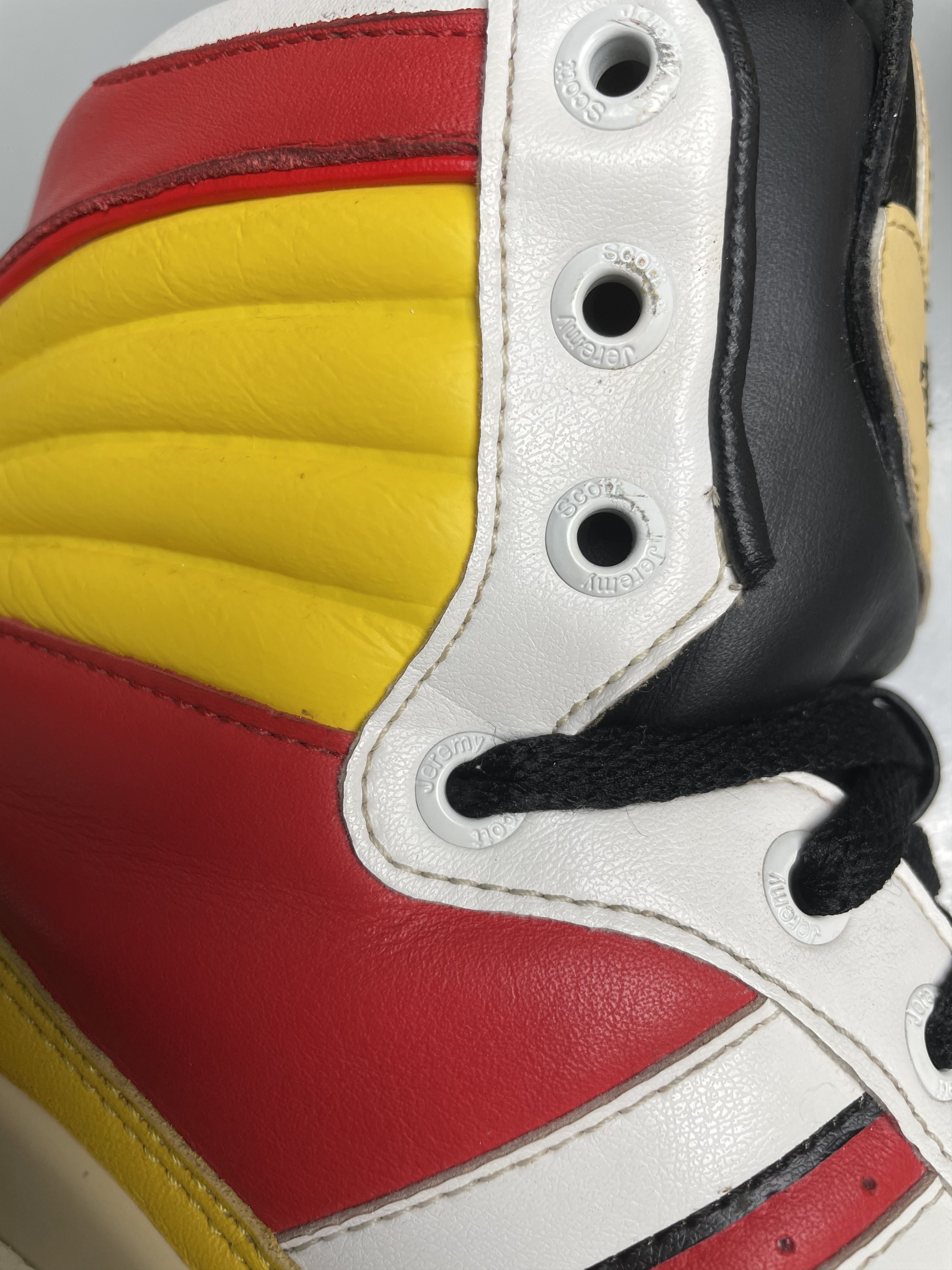 Adidas × Jeremy Scott adidas Originals by Jeremy Scott S/S 2010 JS Mickey Hi Size US 9 / EU 42 - 13 Thumbnail