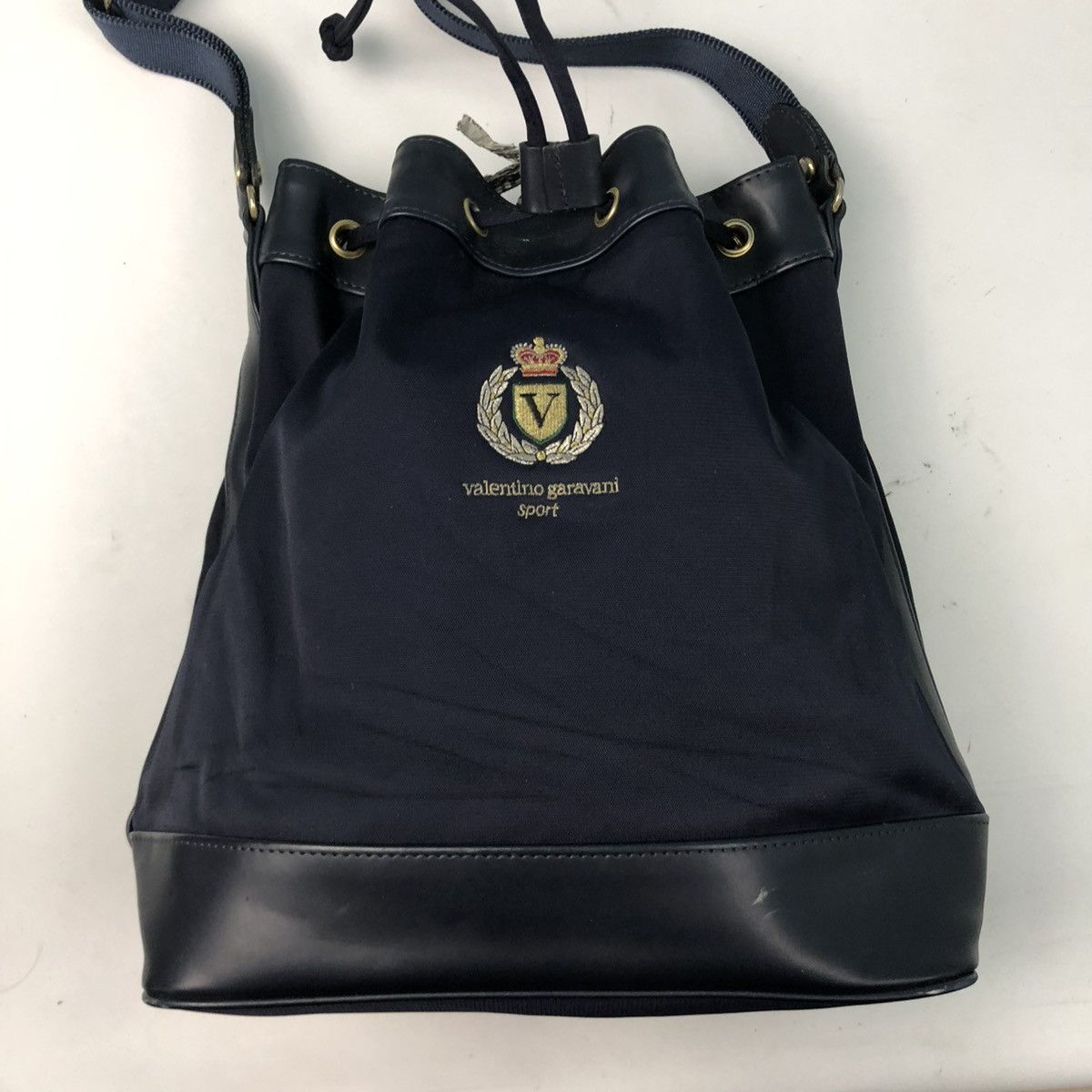 Valentino ‼️YES‼️VALENTINO GARAVANI SPORT DRAWSTRING BUCKET SHOULDER BAG Size ONE SIZE - 7 Thumbnail