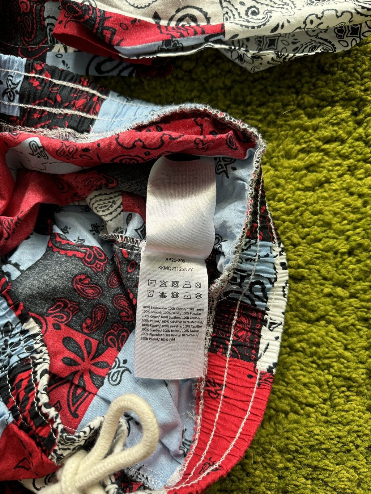 Karl Kani × Vintage Karl Kani bandana pattern camp collar shirt + shorts suit Size US S / EU 44-46 / 1 - 7 Thumbnail