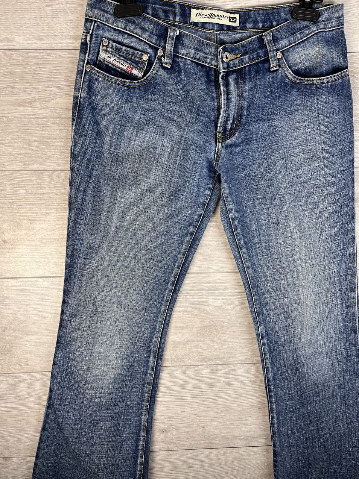 Diesel Vintage Women's jeans Diesel Industry Denim Division size 32 Size 32" / US 10 / IT 46 - 3 Thumbnail