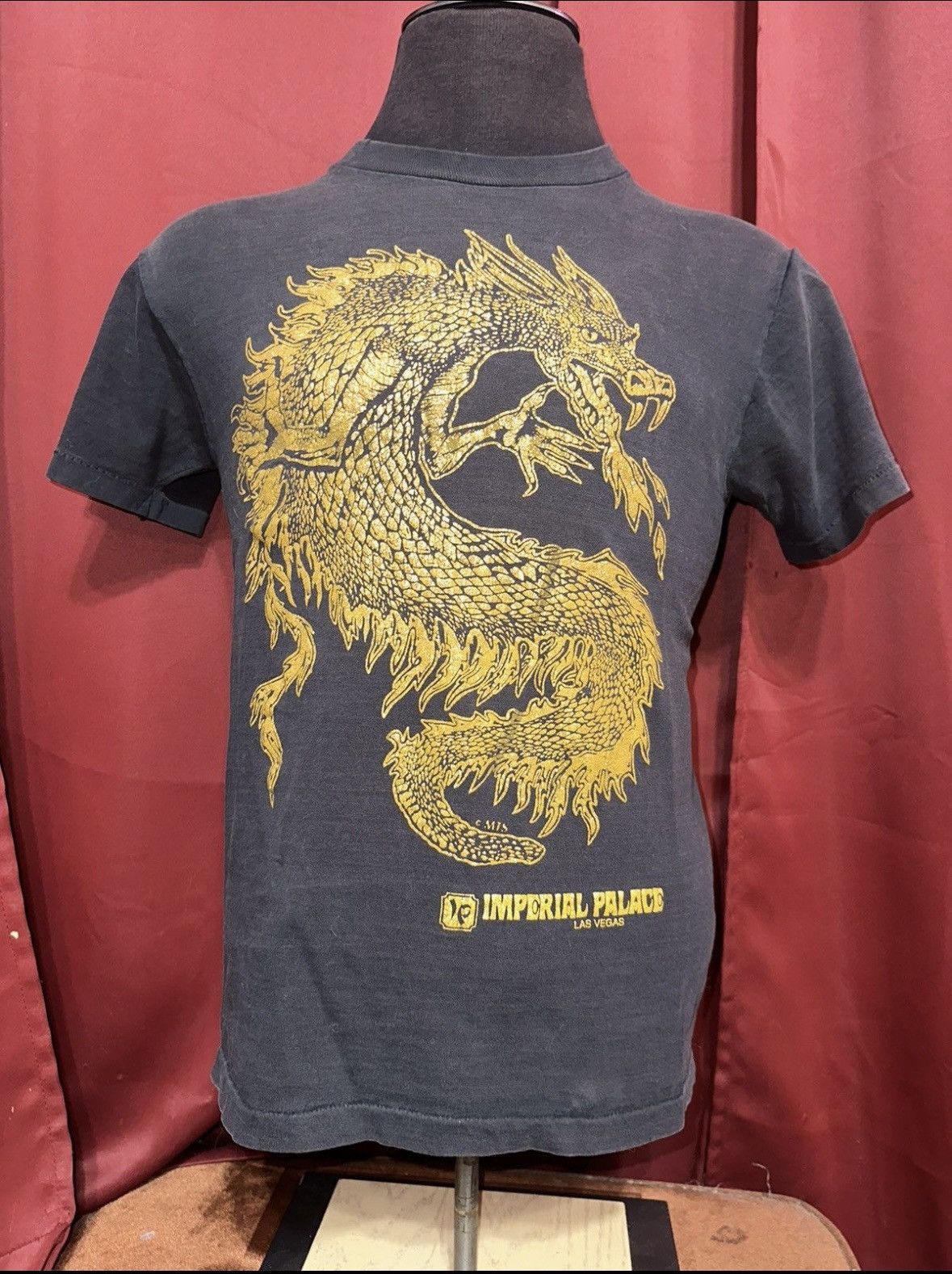 Vintage Vintage Las Vegas Imperial Hotel Tshirt 80’s Gold Sparkle Size US L / EU 52-54 / 3 - 1 Thumbnail