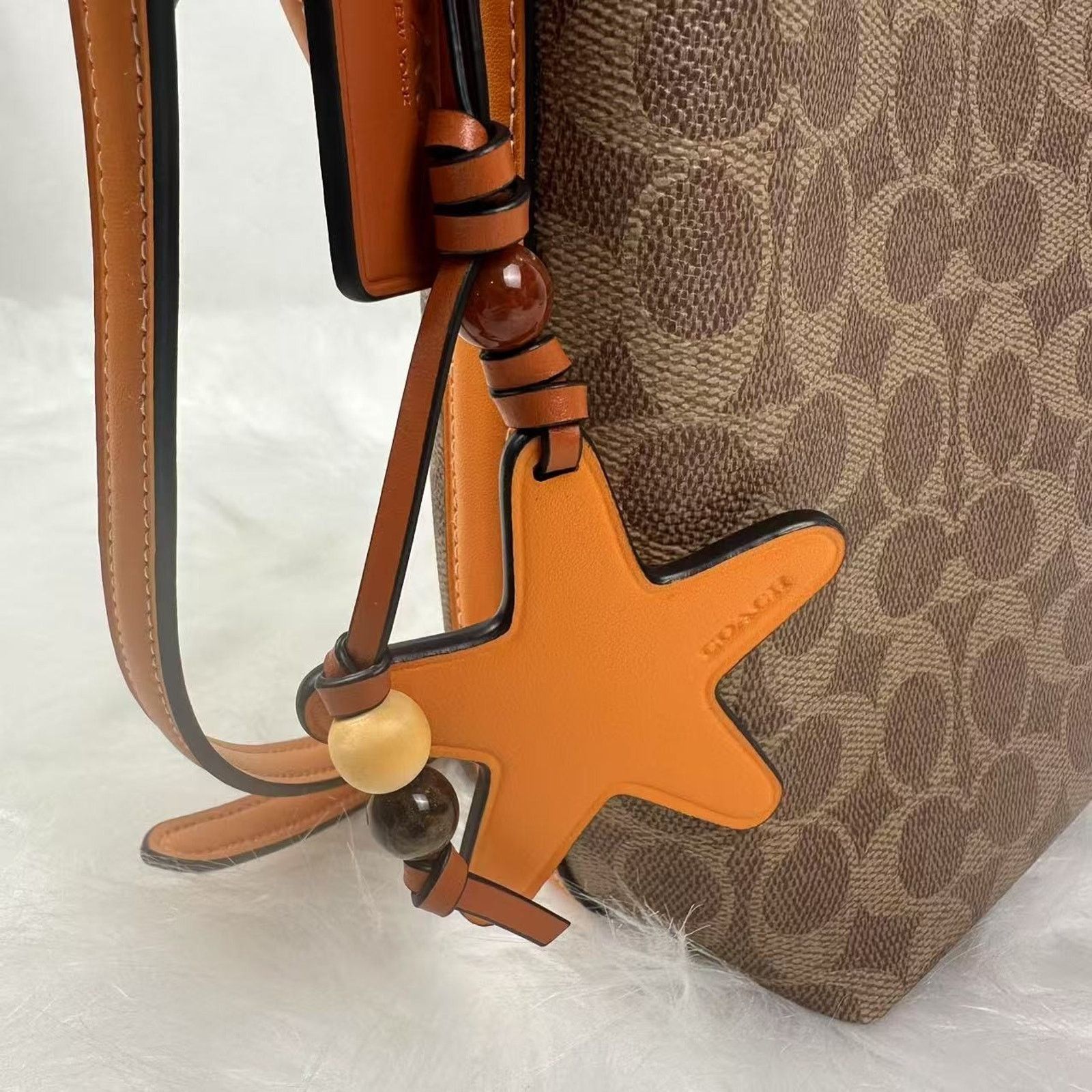 Coach Coach City Bucket Sig Canvas Star Charm Tan/Bright Mandarin Size ONE SIZE - 8 Thumbnail