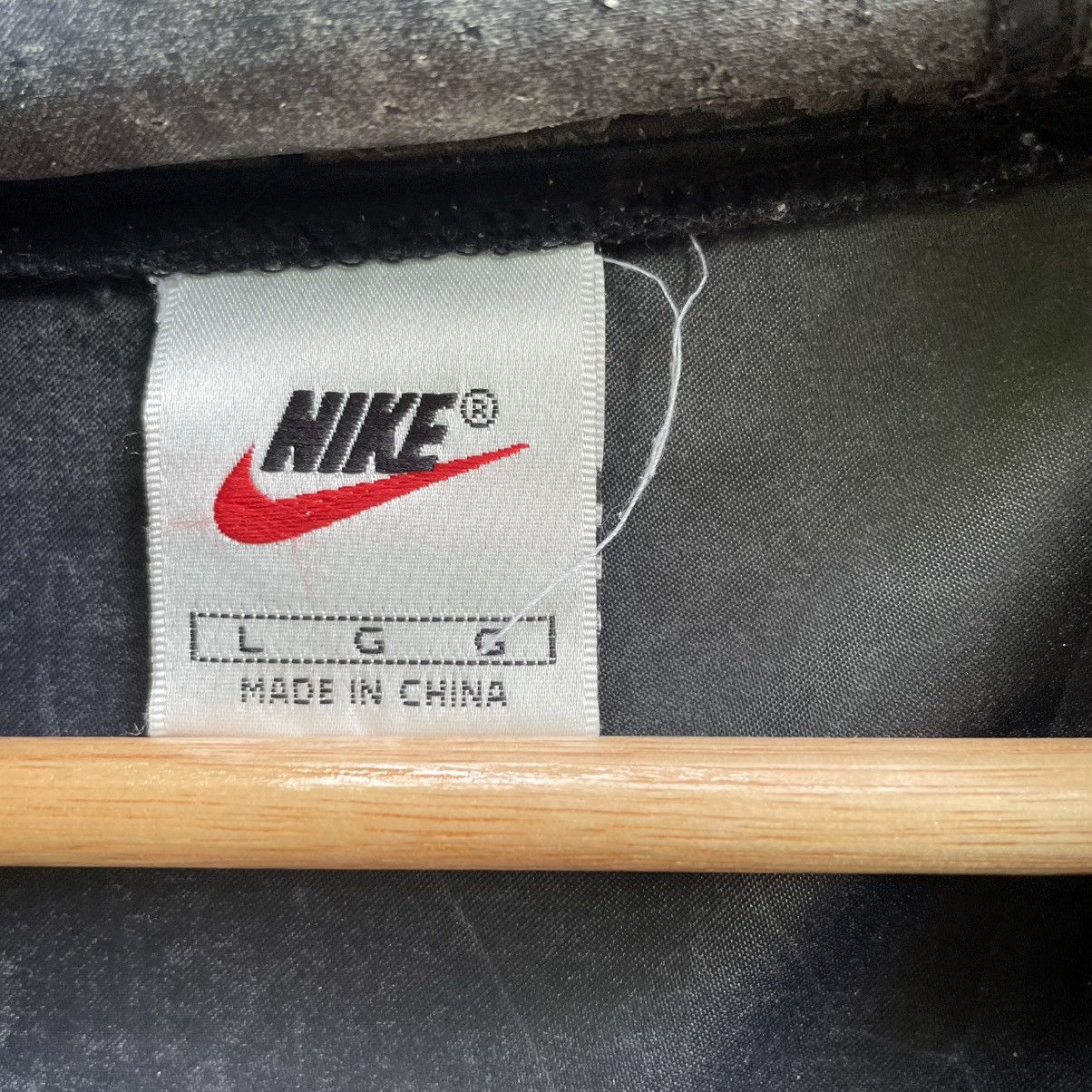 Nike × Vintage Vintage Nike Pull Over Center Swoosh Hooded Size US L / EU 52-54 / 3 - 6 Thumbnail