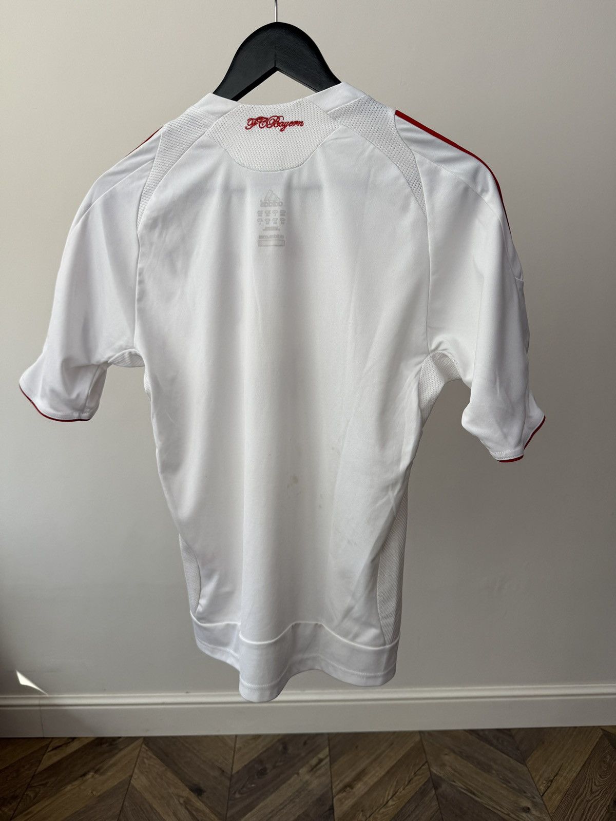 Adidas Vintage BAYERN MUNICH 2008 2009 FOOTBALL KIDS JERSEY ADIDAS Size US S / EU 44-46 / 1 - 20 Thumbnail