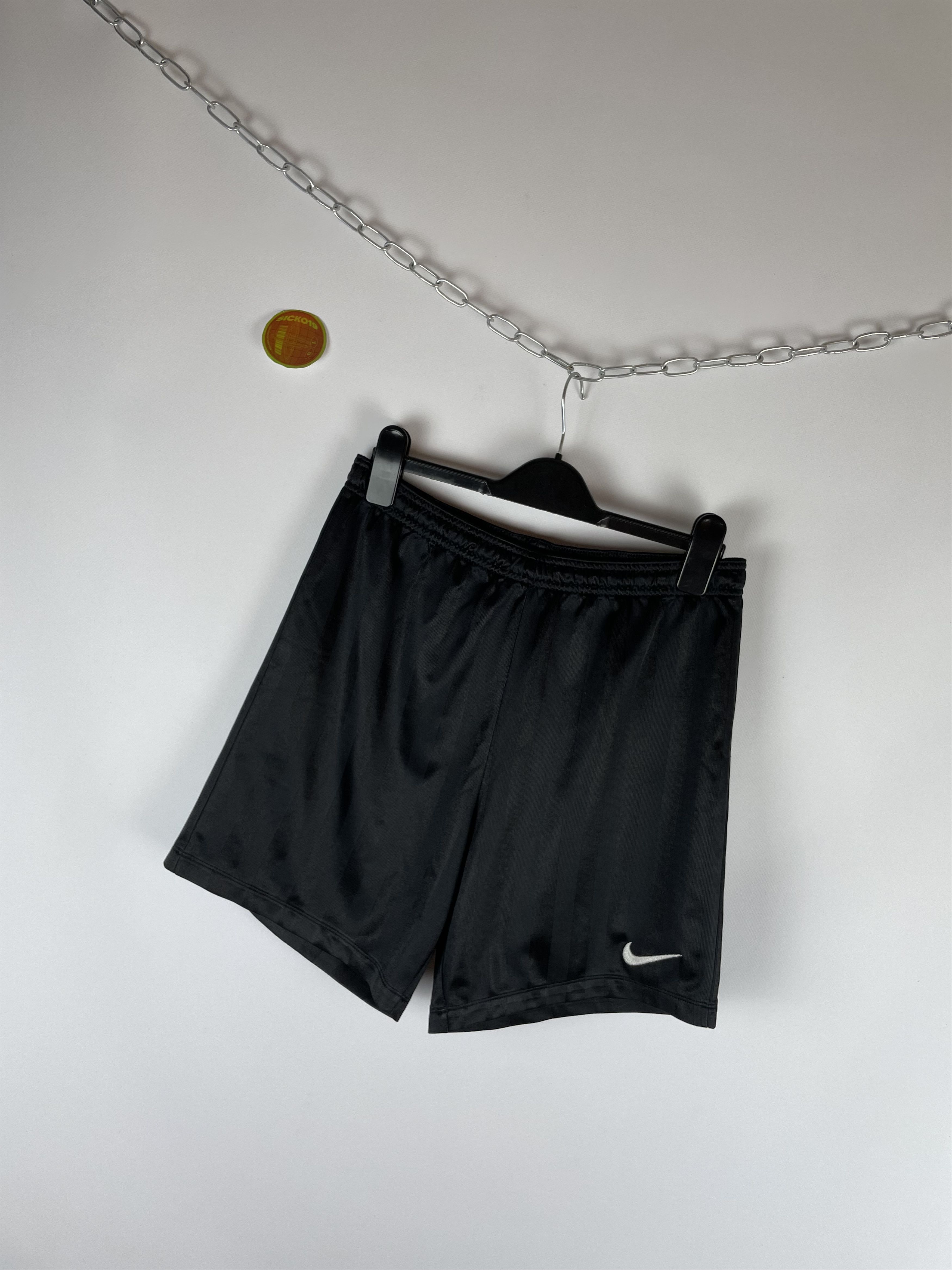 Nike × Vintage Mens Vintage Nike shorts Y2k Size US 30 / EU 46 - 2 Thumbnail