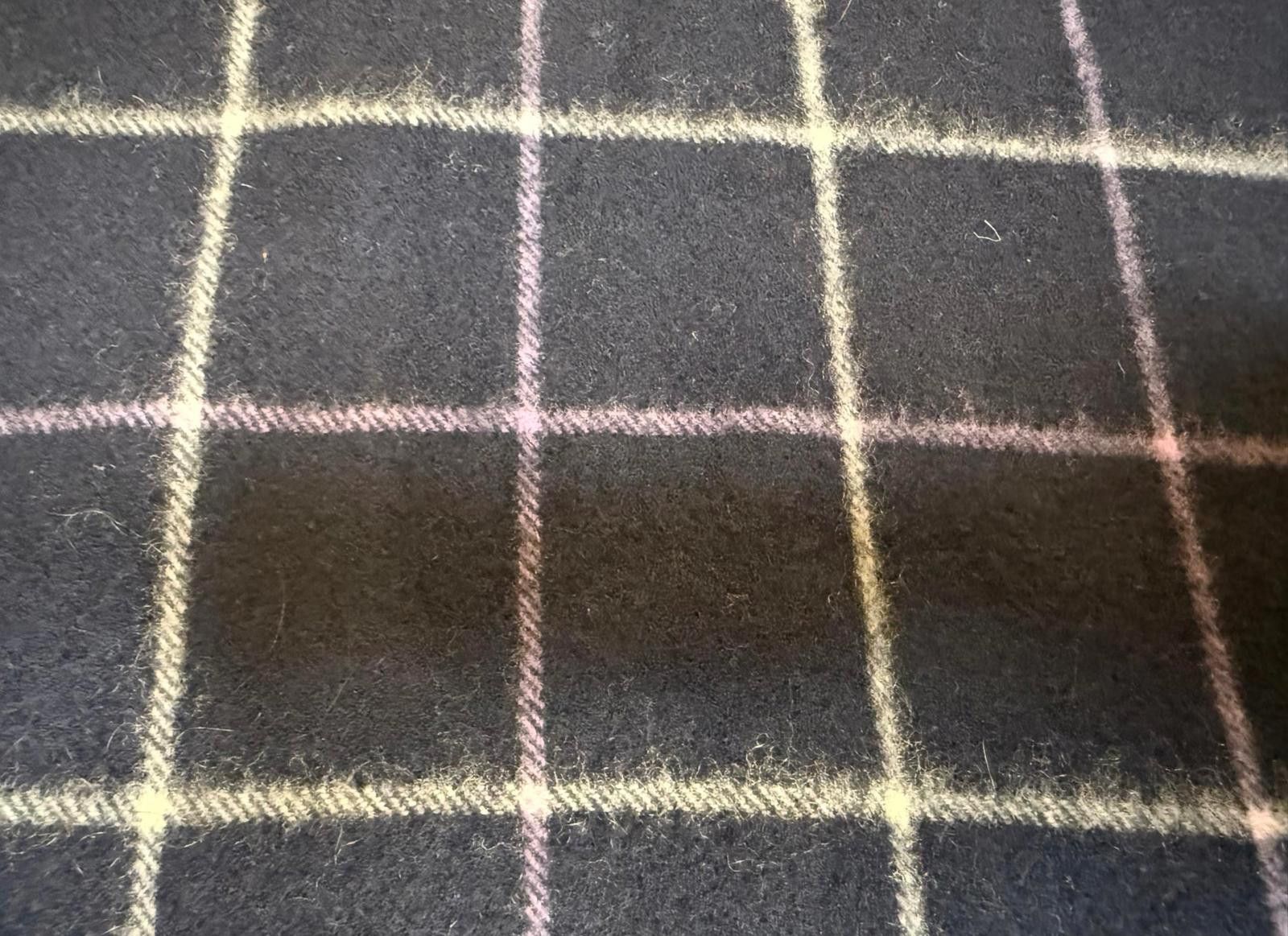 Burberrys Navy/Purple Cashmere Scarf – Vintage Pre-1999