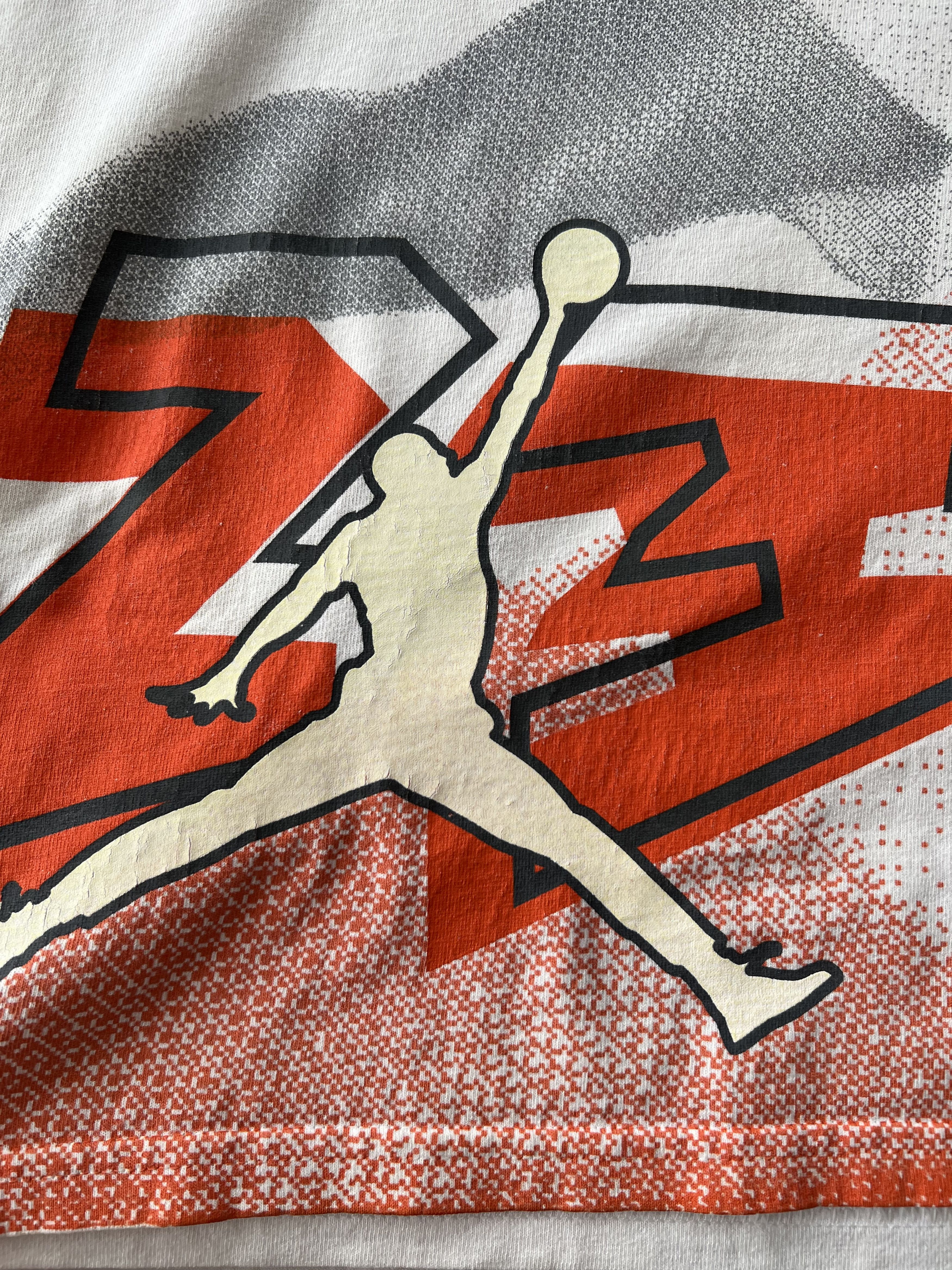 Nike Vintage Nike Jordan Michael Jordan #23 AOP T-shirt Sz 3XL Size US XXL / EU 58 / 5 - 5 Thumbnail
