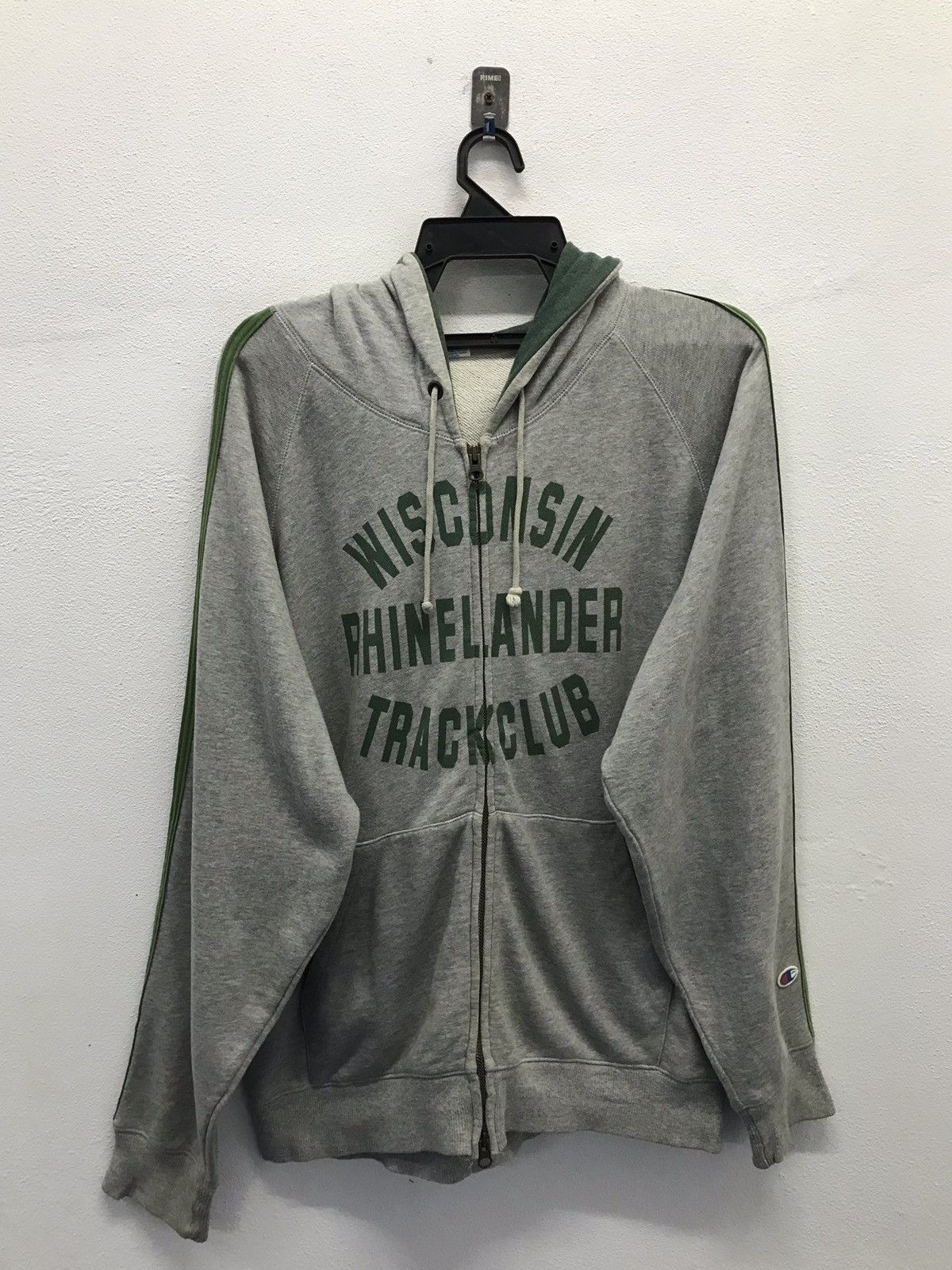 Champion × Vintage Vintage Champion Wisconsin Rhinelander Trackclub Jacket Hood Size US L / EU 52-54 / 3 - 1 Thumbnail