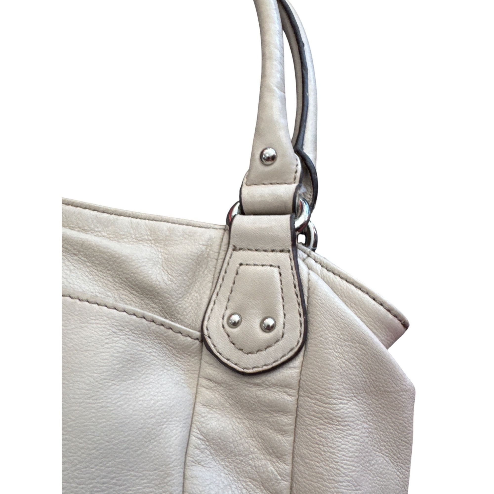 Designer Tignanello Womens Leather Cream Tote Handbag SKU CS8032/J622 Size ONE SIZE - 4 Thumbnail