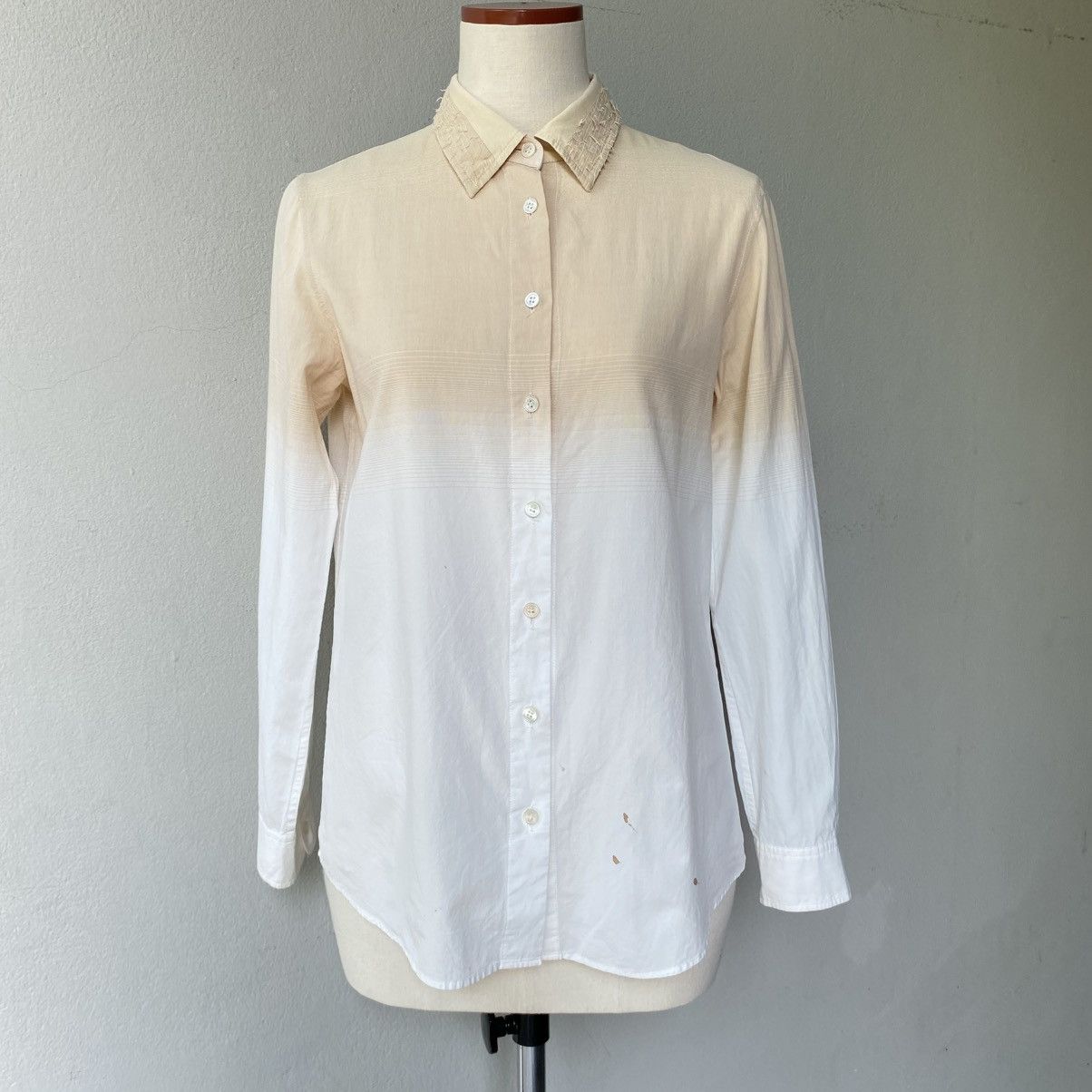 Issey Miyake ISSEY MIYAKE Beige to White Ombre Shirt Size XS / US 0-2 / IT 36-38 - 1 Thumbnail