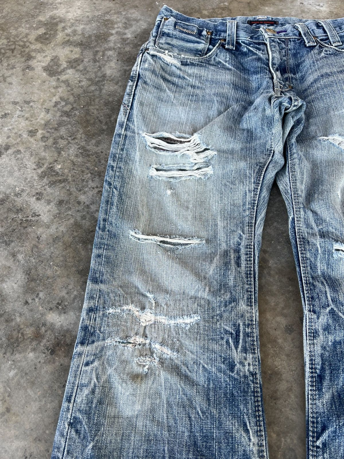 Japanese Brand 💥FLARE💥VINTAGE 90’S STYLE BLUE WAY DISTRESS JEANS VERY RARE Size US 31 - 5 Thumbnail
