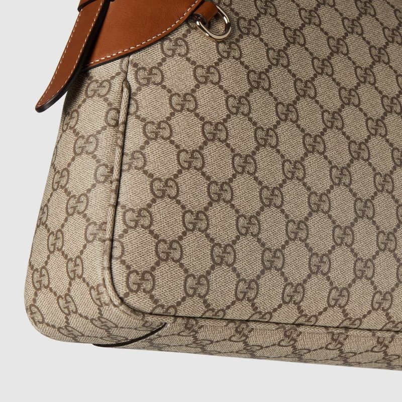 Gucci o1la5ras0526 Size: OS / GG Emblem Large Shoulder Bag Size ONE SIZE - 2 Thumbnail
