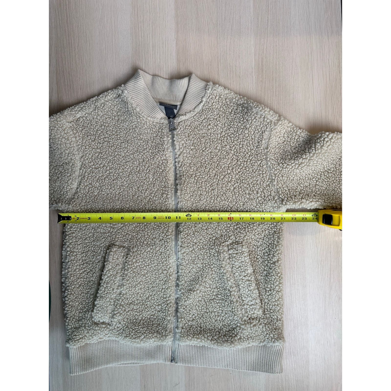 H&M Beige Fleece H&M jacket - Size S - MINT Size S / US 4 / IT 40 - 2 Thumbnail