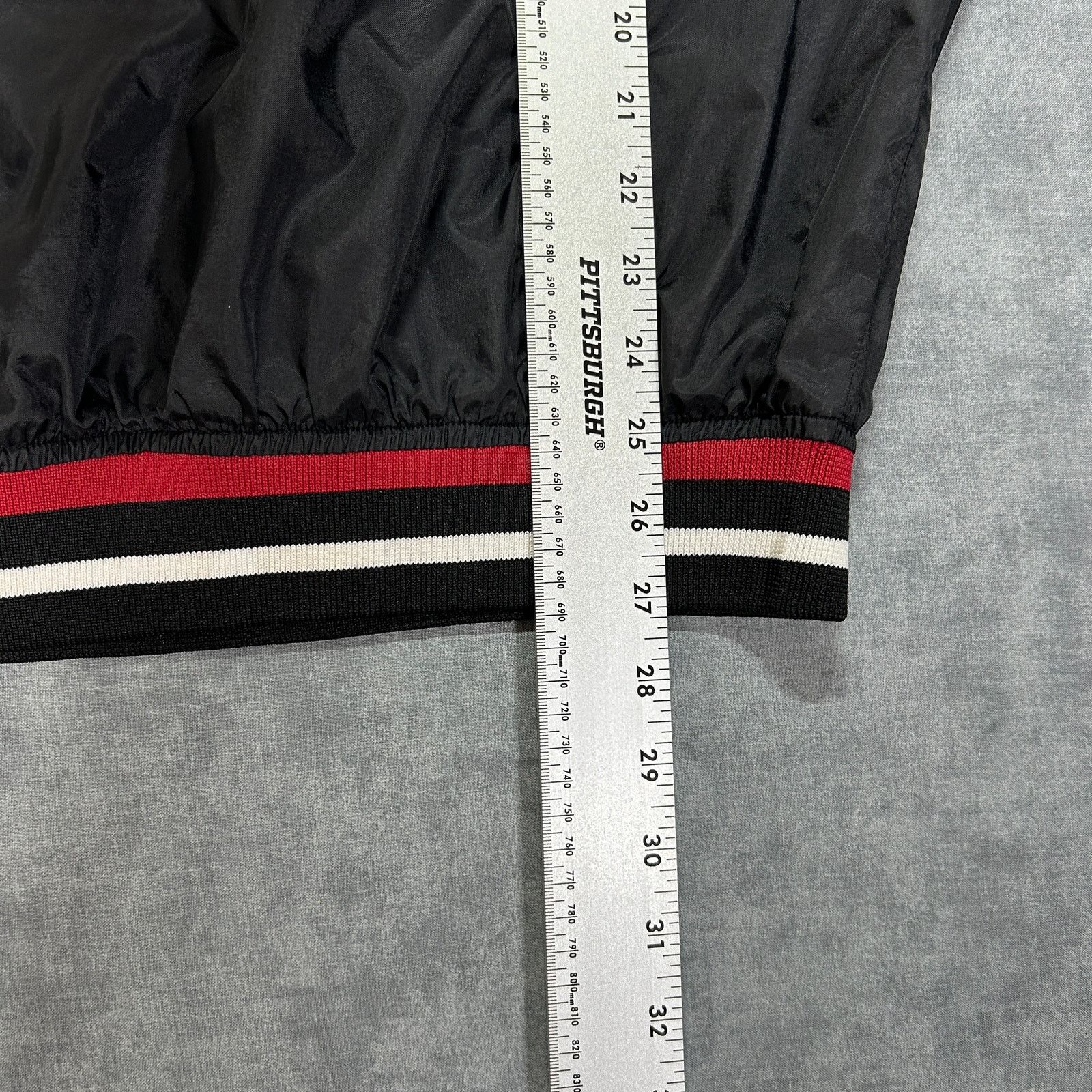 Jerzees VTG Jerzees sportswear windbreaker pullover V-neck mens L Size US L / EU 52-54 / 3 - 9 Thumbnail
