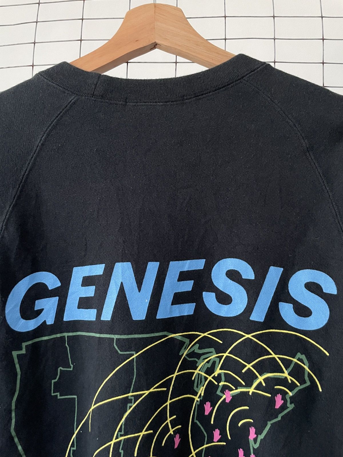 Band Tees × Vintage Vintage Genesis Sweatshirt Size US L / EU 52-54 / 3 - 4 Thumbnail