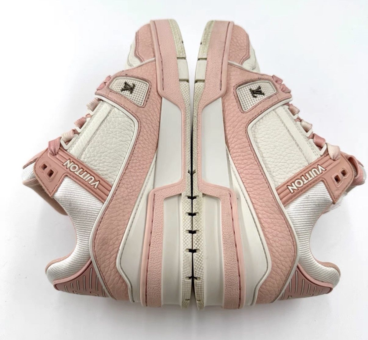 Louis Vuitton Louis Vuitton Trainer Pink White Lychee Grain Sneakers K12 Size US 6.5 / IT 36.5 - 7 Thumbnail