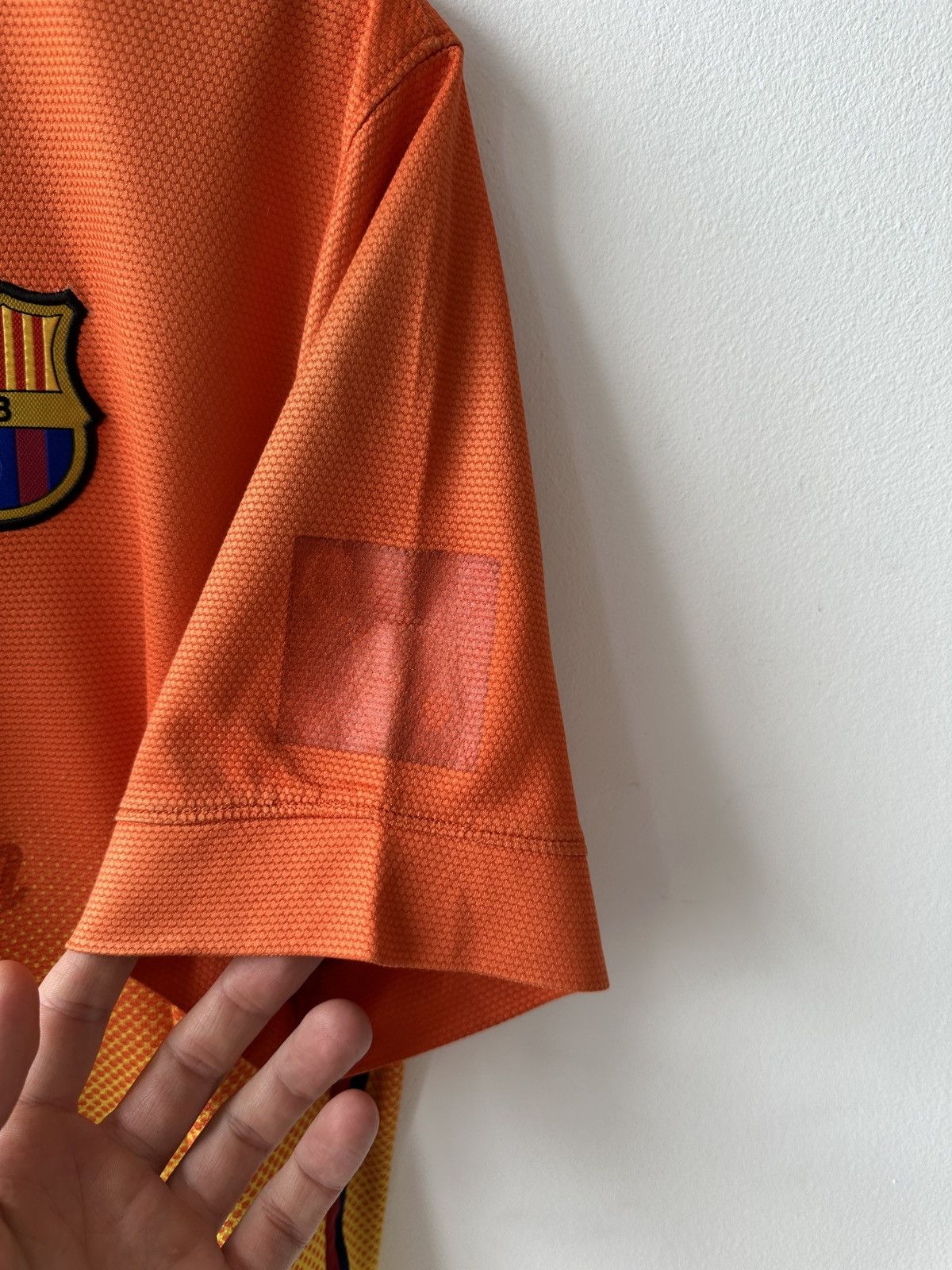 Other FC Barcelona 2012/2013 Away Jersey Nike Size US L / EU 52-54 / 3 - 9 Thumbnail