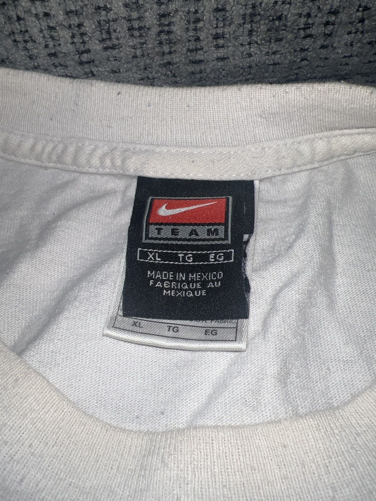 Nike Nike Team Cavaliers LeBron James King Cleveland Tee Size US XL / EU 56 / 4 - 10 Thumbnail