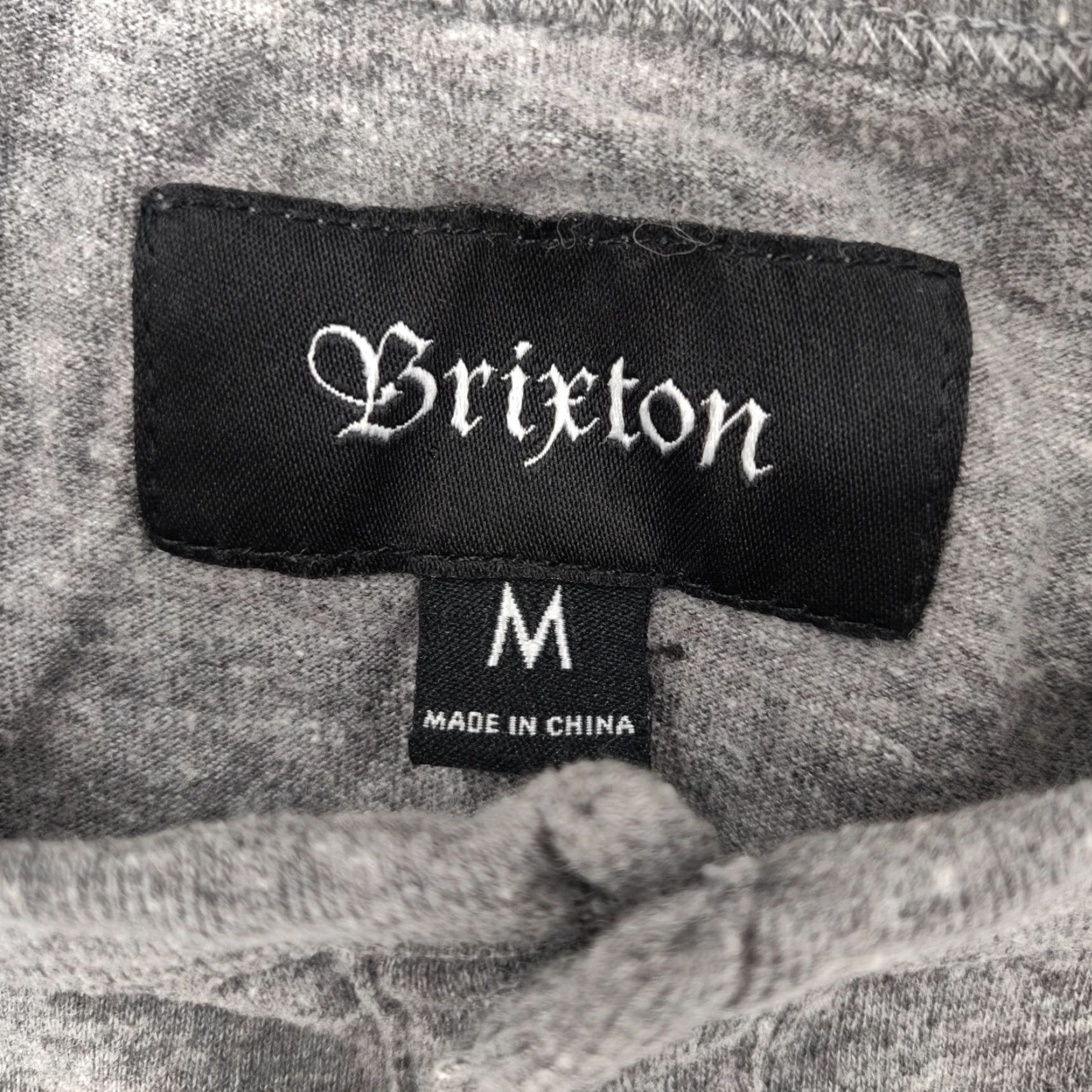 Brixton Brixton Shirt Mens M Grey Short Sleeve Henley Button Logo - Brixton Shirt Mens M Grey Short Sleeve Henley Logo Casual, 90s? Size US M / EU 48-50 / 2 - 6 Thumbnail