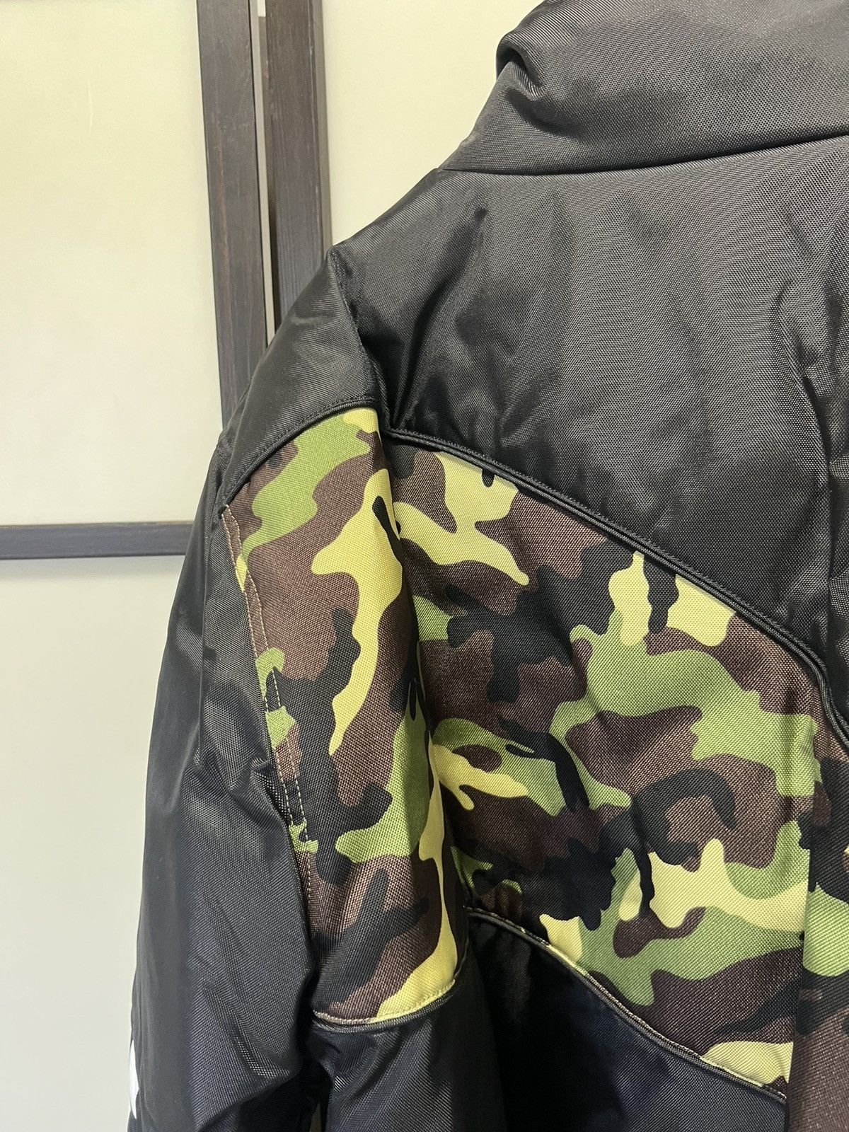 Celine × Hedi Slimane RARE - FW21 Damier Camo Technical Bomber Jacket 52 Size US L / EU 52-54 / 3 - 13 Thumbnail