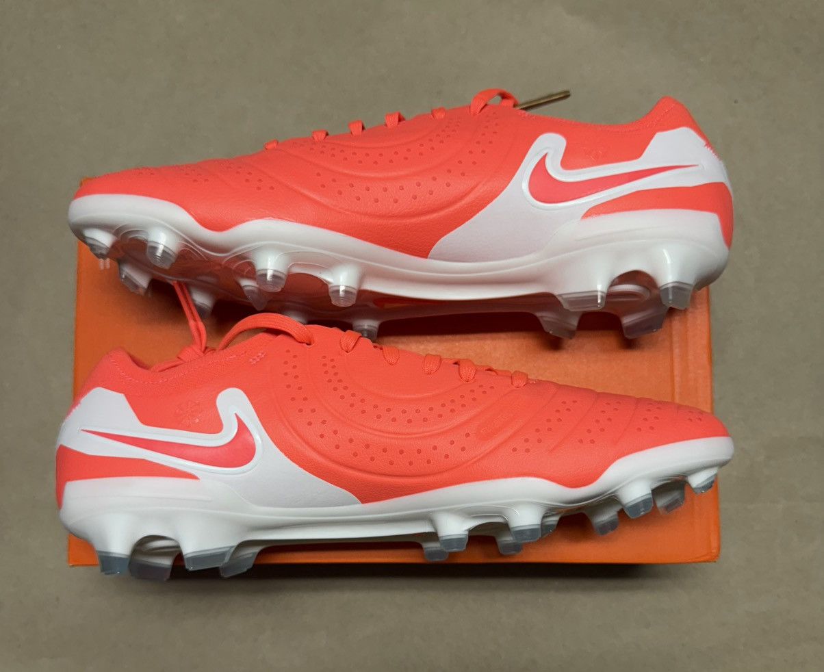 Nike Nike Tiempo Legend 10 Pro FG men’s size 11 soccer cleats NEW Size US 11 / EU 44 - 2 Thumbnail