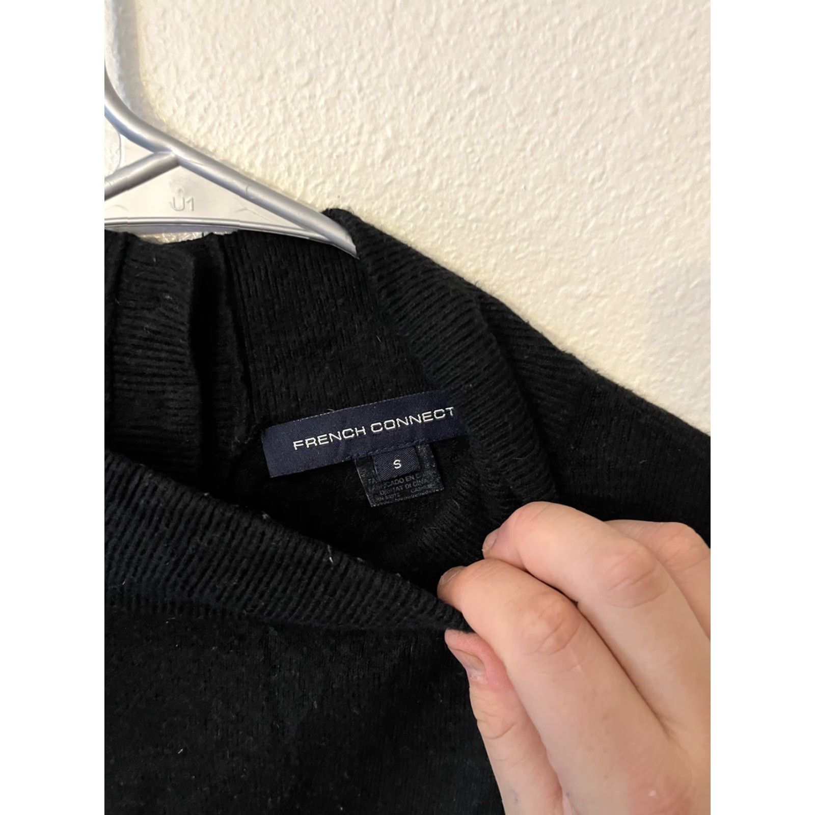 French Connection French Connection Sweater Women Small Black Acrylic Back 1/4 Button Pullover Size S / US 4 / IT 40 - 2 Thumbnail