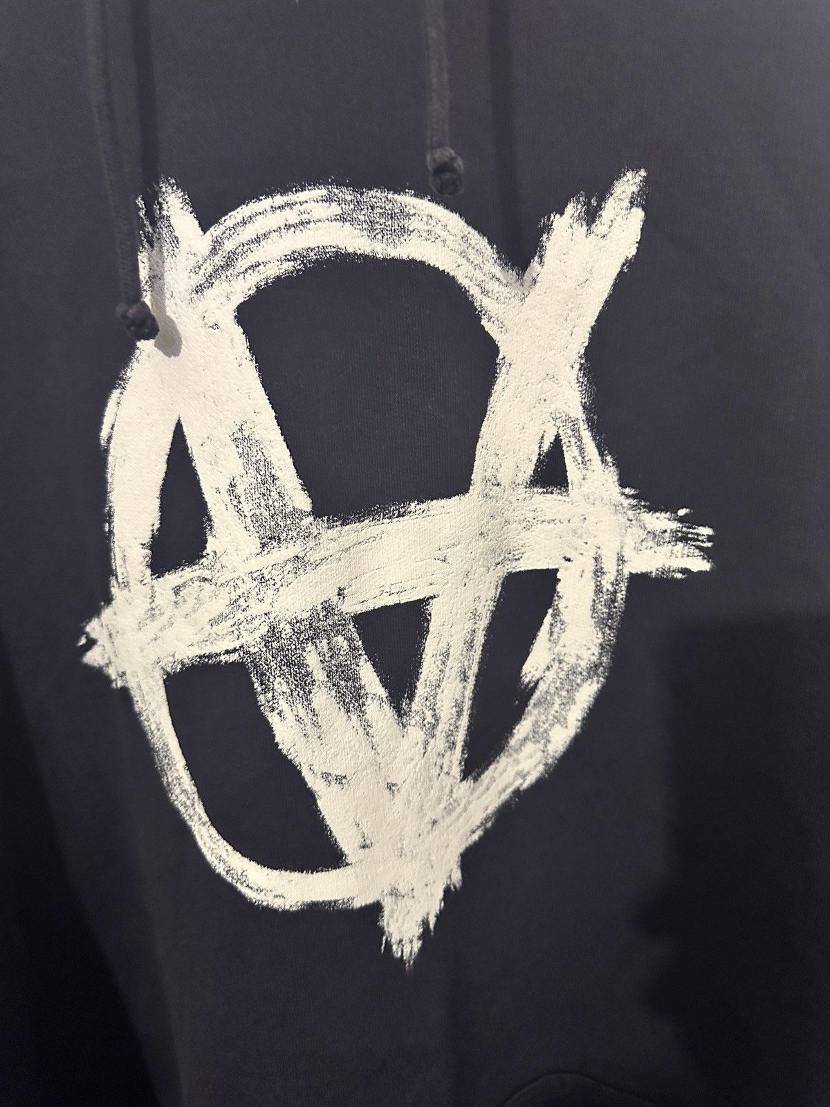 Vetements Vetements Anarchy Gothic Logo Hoodie Size US M / EU 48-50 / 2 - 4 Thumbnail