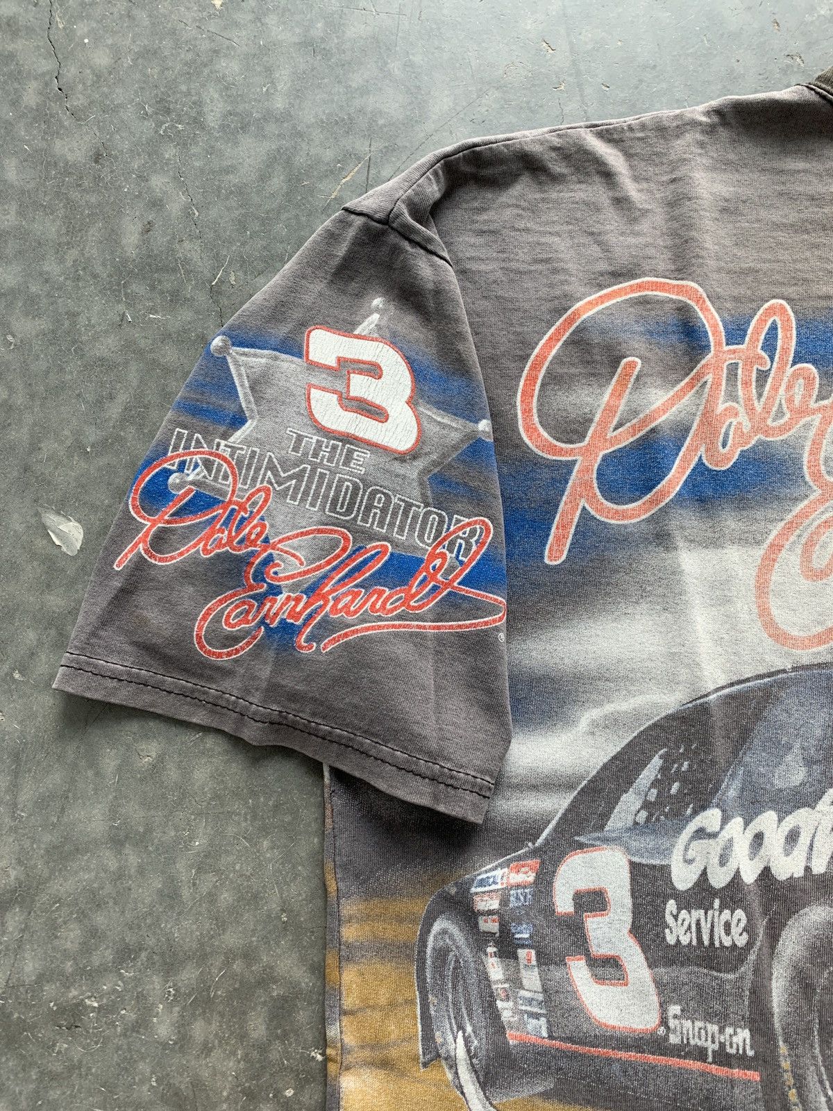 NASCAR CRAZY Vintage 90s Dale Earnhardt 700+ Horses Tee Faded Baggy Size US L / EU 52-54 / 3 - 9 Thumbnail