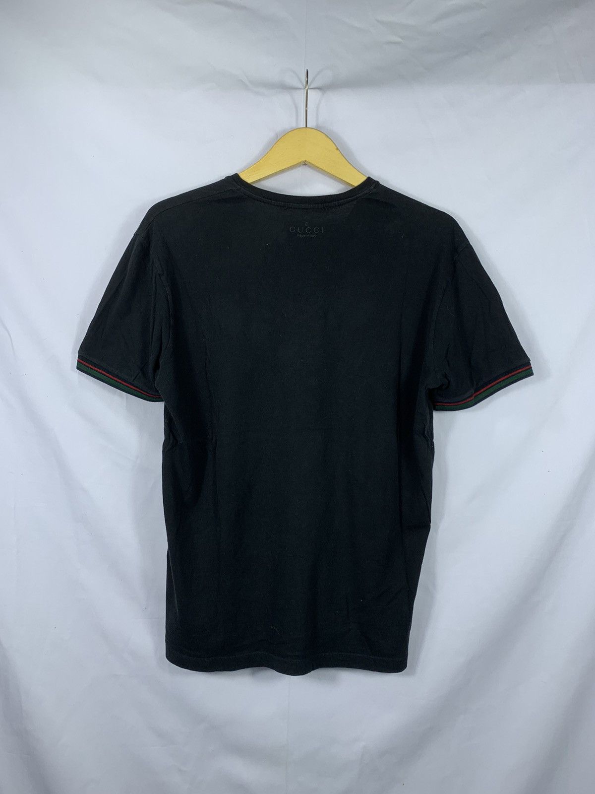 Gucci × Vintage Vintage Gucci Vneck Tshirt Size M / US 6-8 / IT 42-44 - 2 Thumbnail
