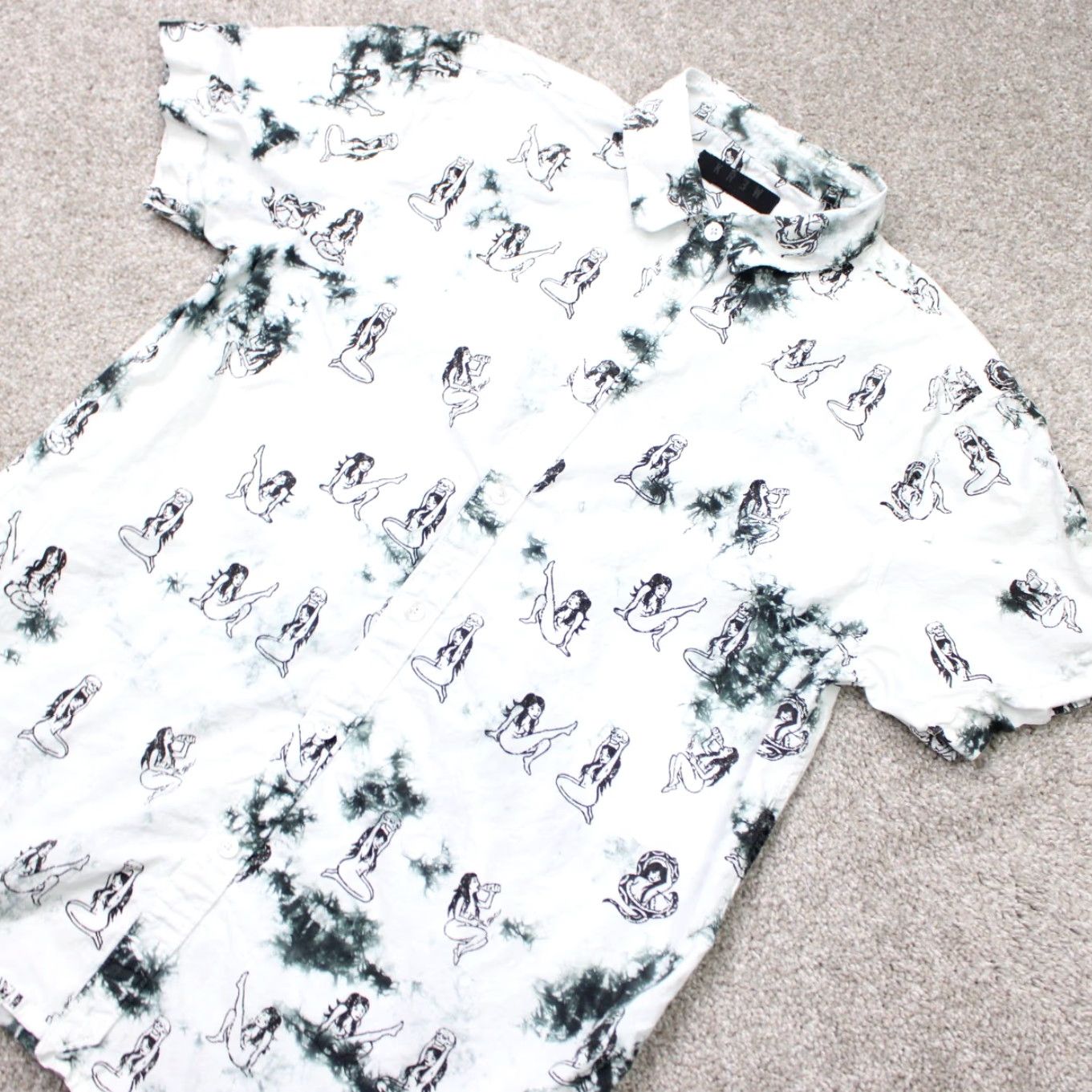 Krewe Krew Shirt Mens Small White/Black All Over Print Cotton S/S Button-Up Casual 90s Womens? Size S / US 4 / IT 40 - 4 Thumbnail