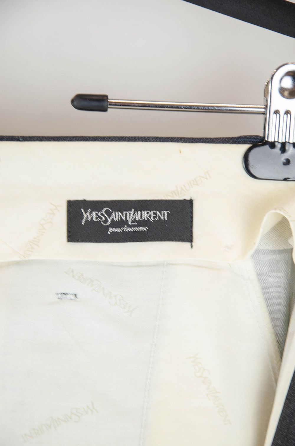 Yves Saint Laurent Yves Saint Laurent Wool Trousers – Size IT56 (Italy) Size 40" / US 18 - 12 Thumbnail