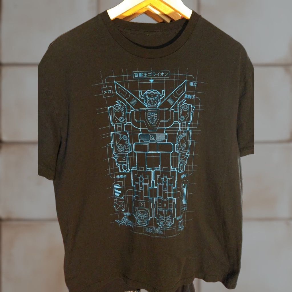 Vintage VINTAGE Voltron Loot Crate Exclusive L Anime Manga Otaku T-Shirt Men Black Short Sleeve Size US L / EU 52-54 / 3 - 1 Thumbnail