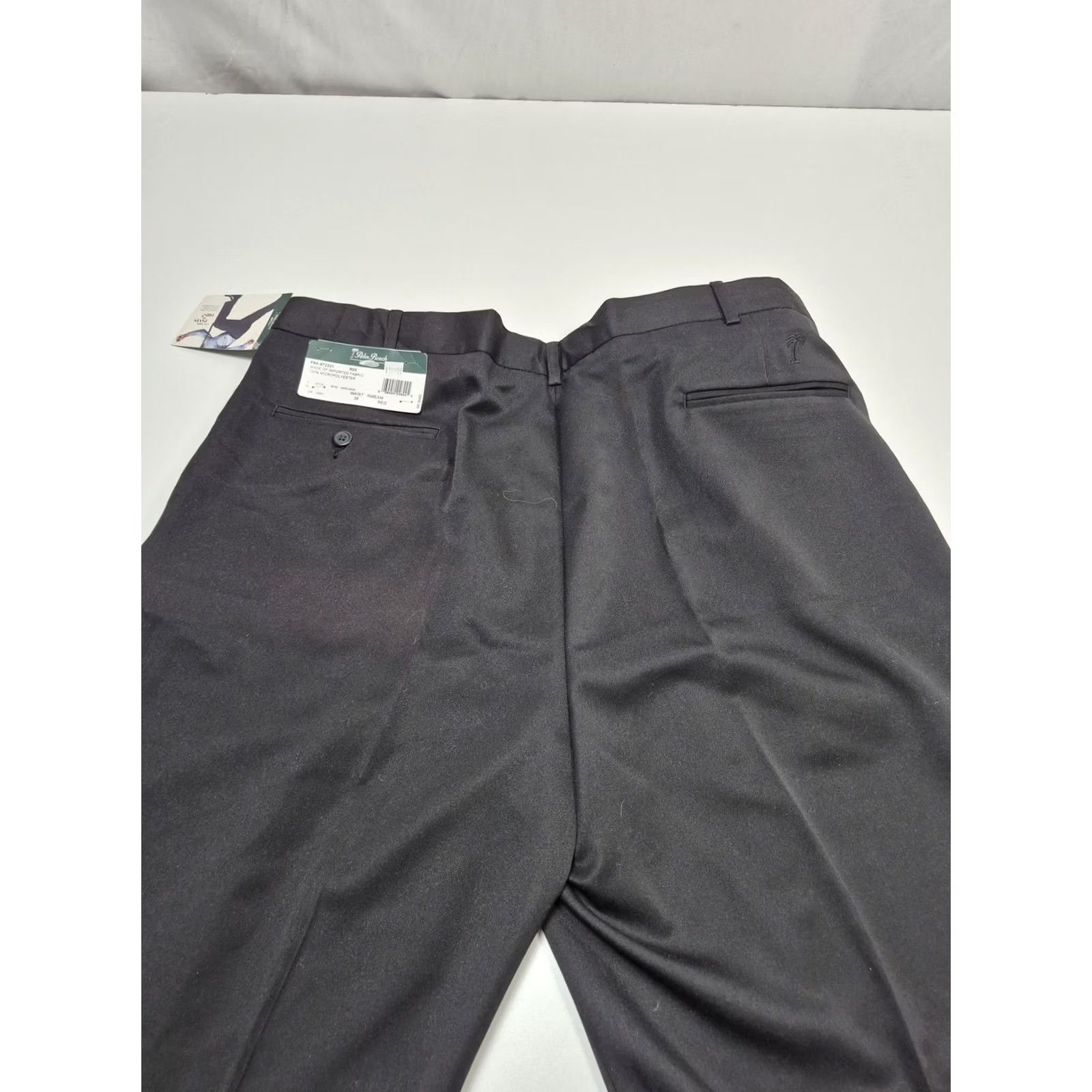 Vintage Palm Beach Reflex Dress Pants Mens 38x36 Black Polyester Pleated Unhemmed NWT Size US 38 / EU 54 - 6 Thumbnail