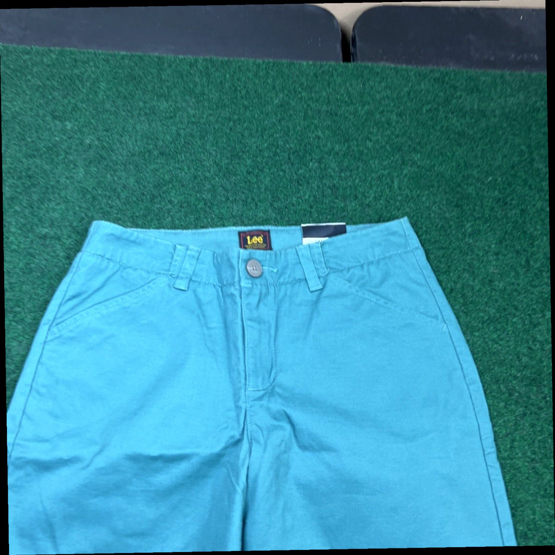 Lee New With Tags Lee Monaco Green Bermuda Shorts Women's 6M 28x10 Size 28" / US 6 / IT 42 - 4 Thumbnail
