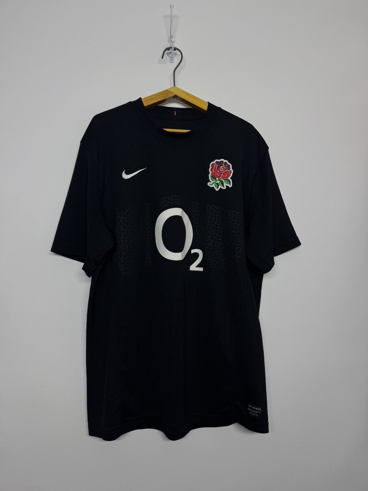 Nike Vintage Y2k Nike England O2 Soccer Jersey T-Shirt 00’s Size US M / EU 48-50 / 2 - 1 Thumbnail
