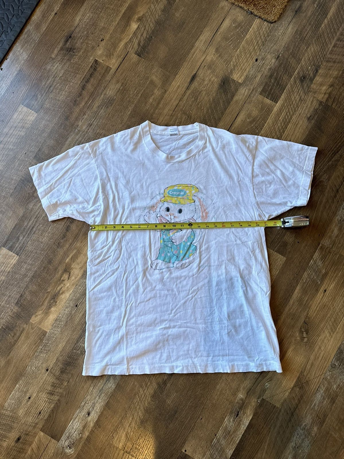 Vintage Vintage Crayola bunny graphic single stitch t shirt Size US XL / EU 56 / 4 - 9 Thumbnail