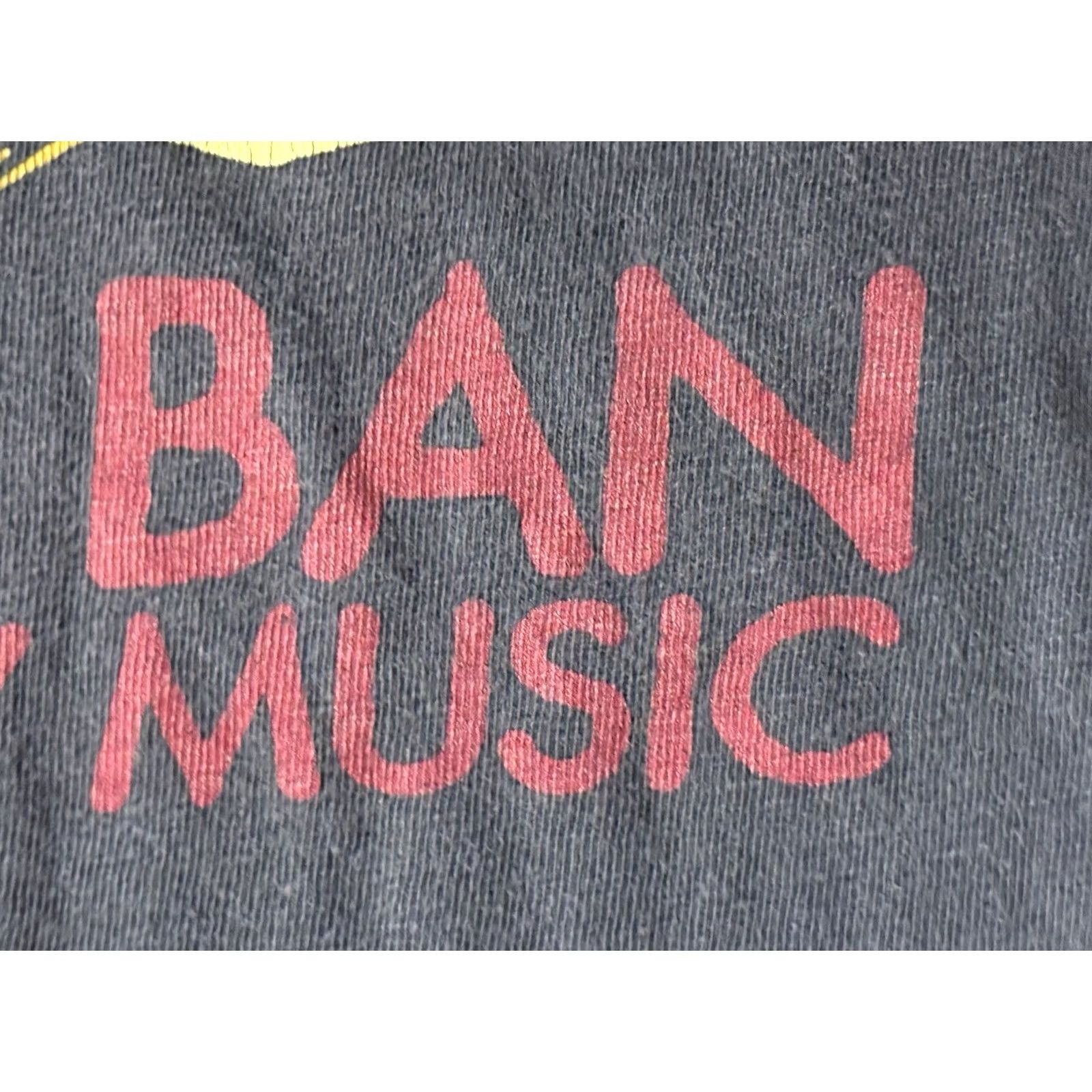 Akris VINTAGE All Sport Discourage Inbreeding Ban Country Music Shirt XL Black Men T-Shirt Short Sleeve Country Western 90s Mens Size US XL / EU 56 / 4 - 5 Thumbnail