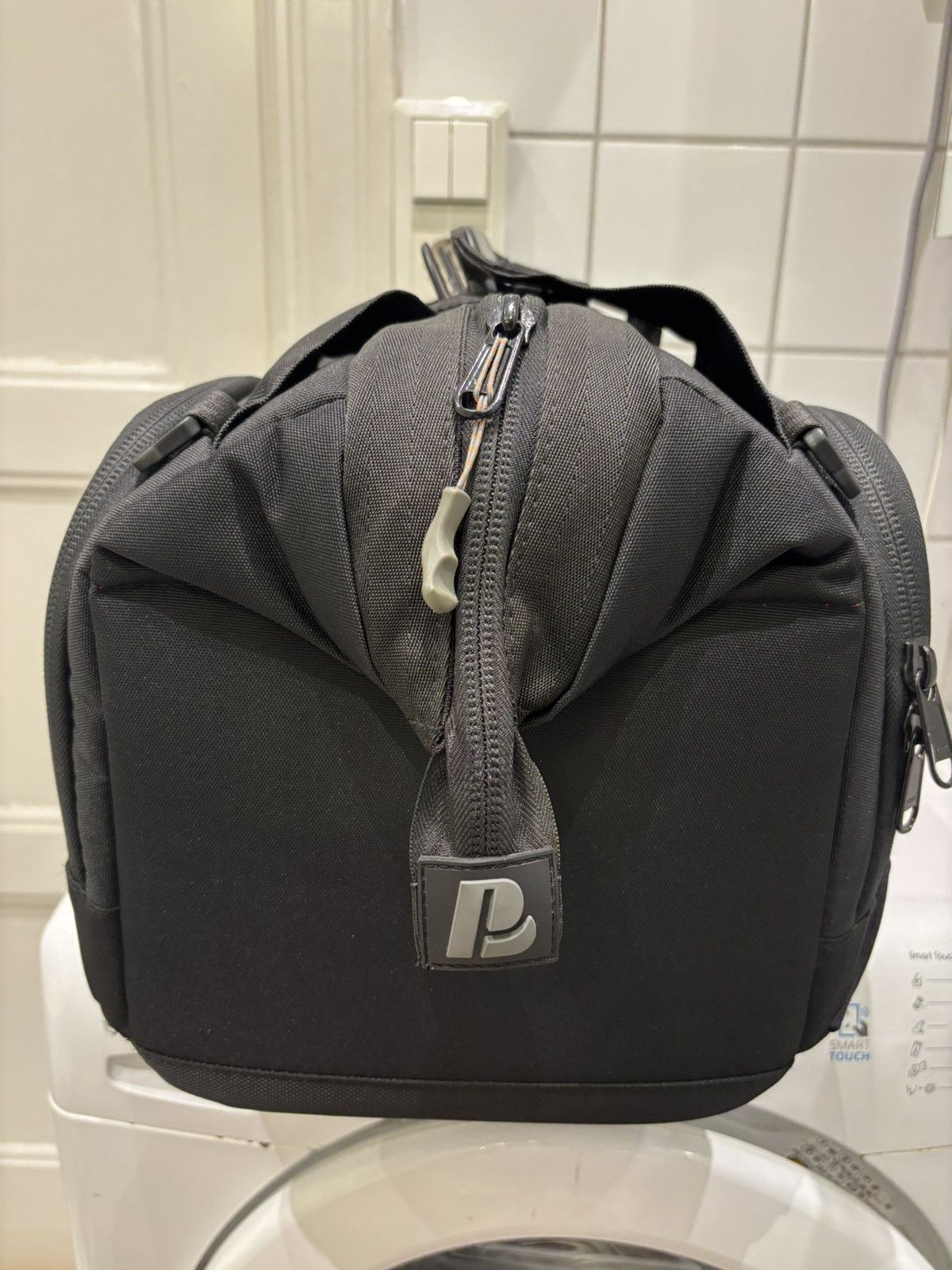 Petrol Industries Petrol PD443 Dr. D-SLR Camera Bag Size ONE SIZE - 2 Thumbnail