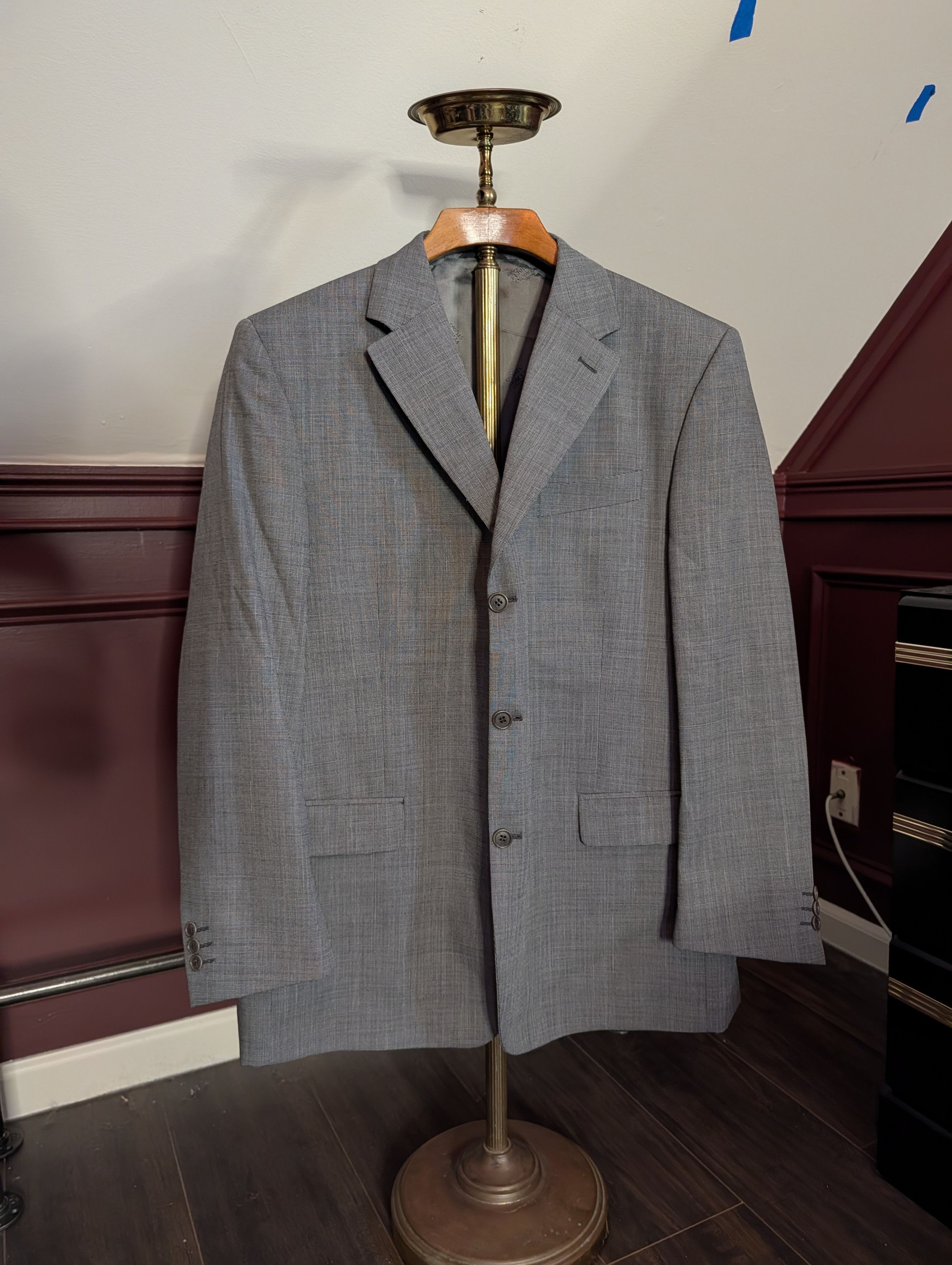 Gianfranco Ferre Hand tailored gray textured wool three button jacket Size 46L - 1 Thumbnail