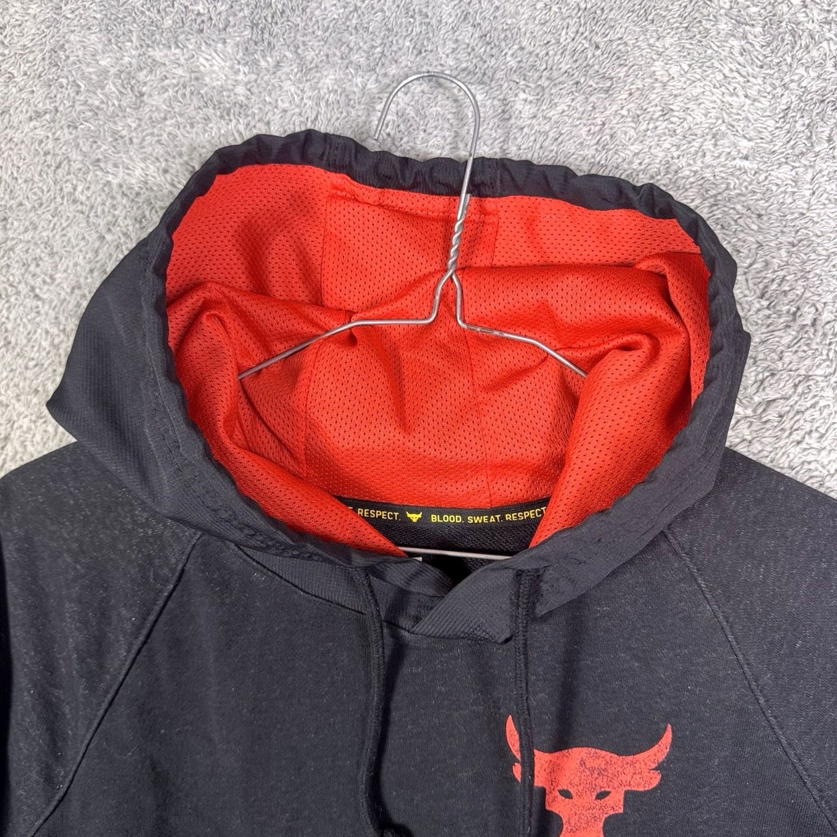 Under Armour Under Armour Project Rock Hoodie Mens M Pullover Snake Tech Sweatshirt Red Graphic Print Size US M / EU 48-50 / 2 - 7 Thumbnail