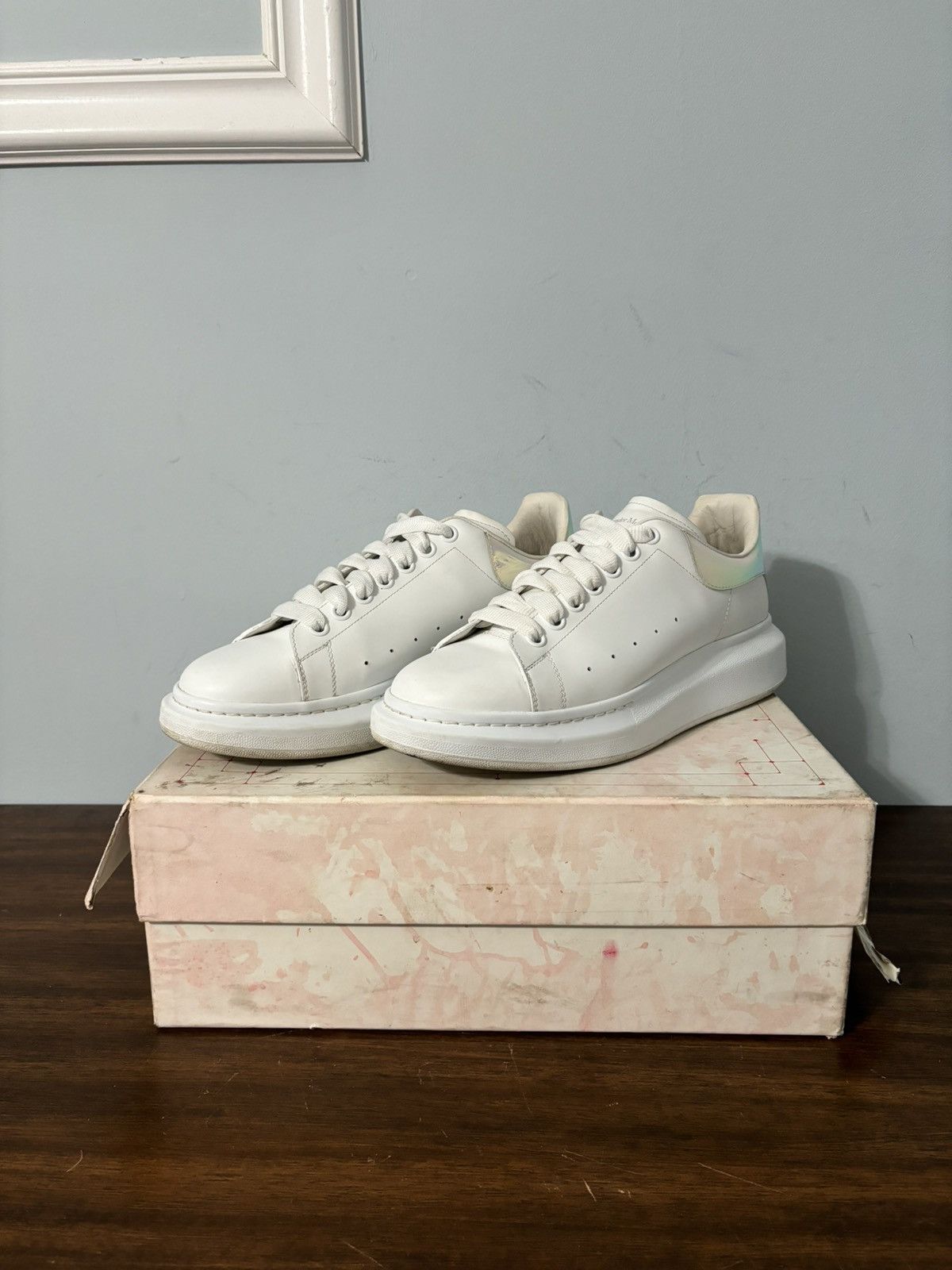 Alexander McQueen Alexander Mcqueen Man Sneakers 735816W4MV1