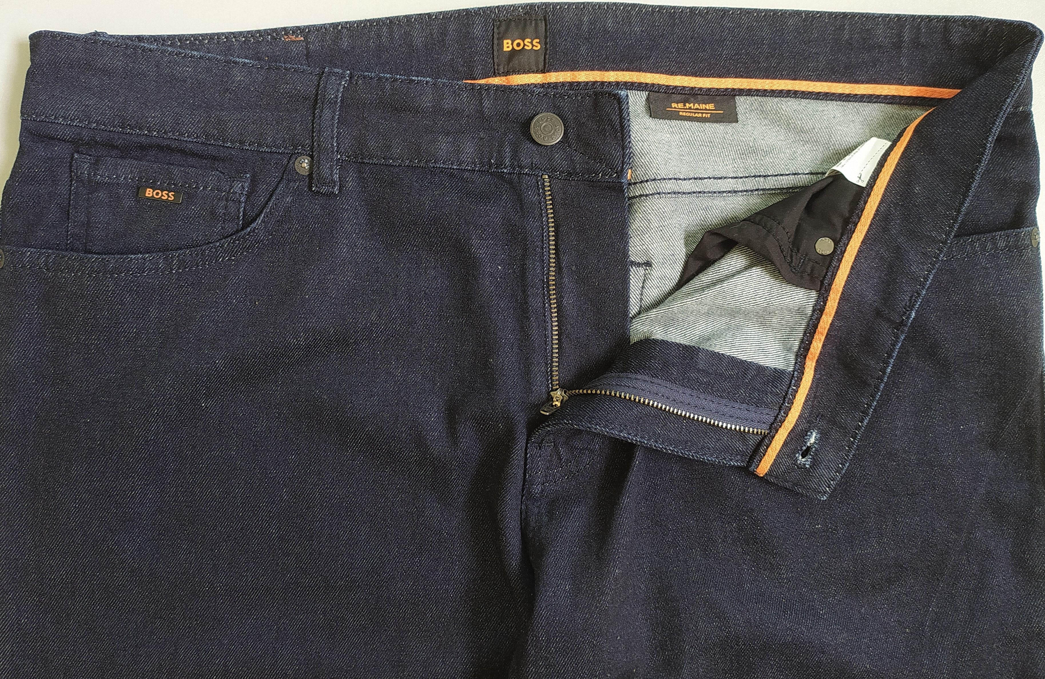 Hugo Boss HUGO BOSS RE.MAINE Regular Fit Jeans FREE SHIPPING T/6038 Size US 38 / EU 54 - 8 Thumbnail