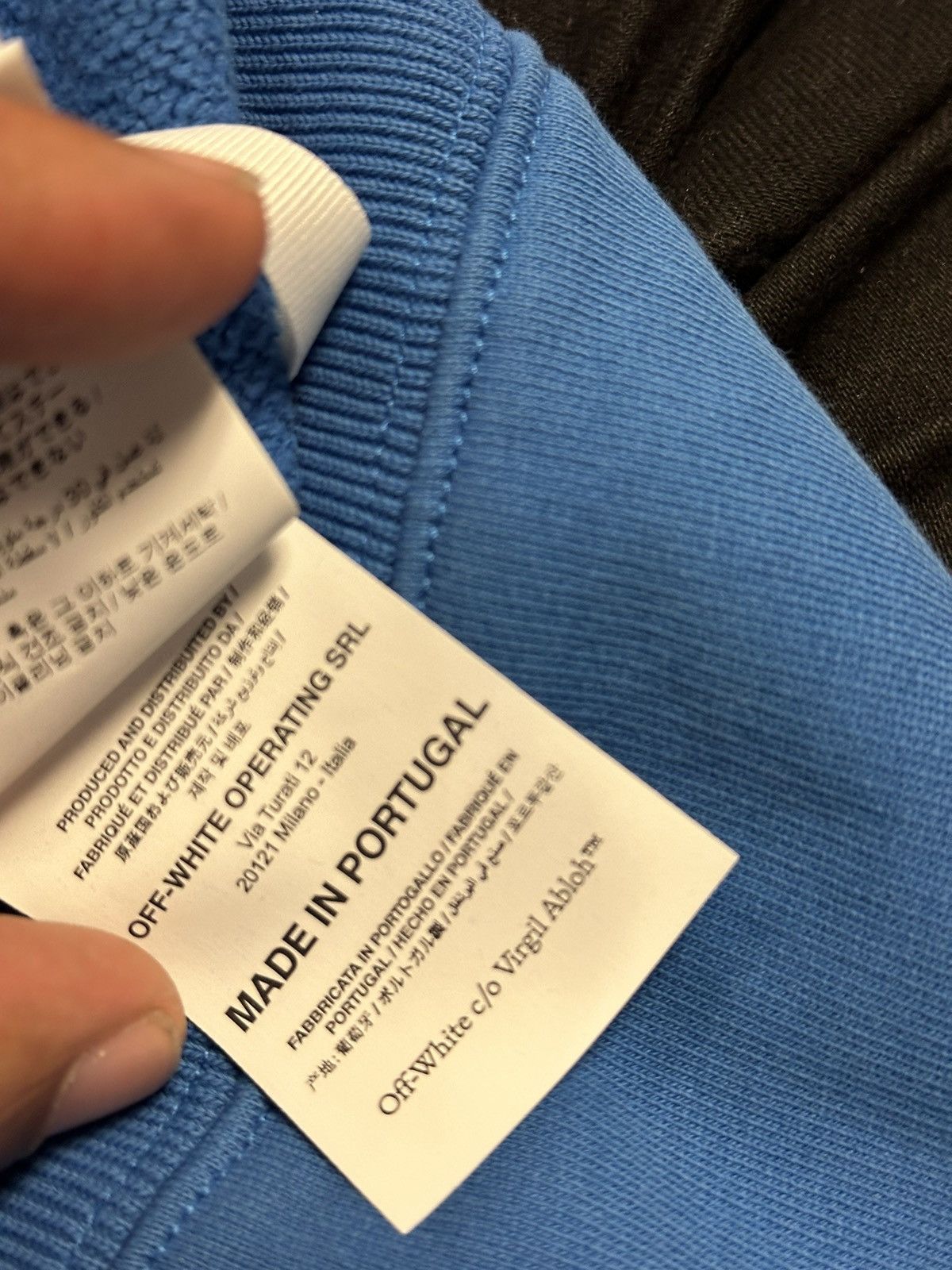 Off-White Off white emotionally available sweater new medium Size US M / EU 48-50 / 2 - 7 Thumbnail