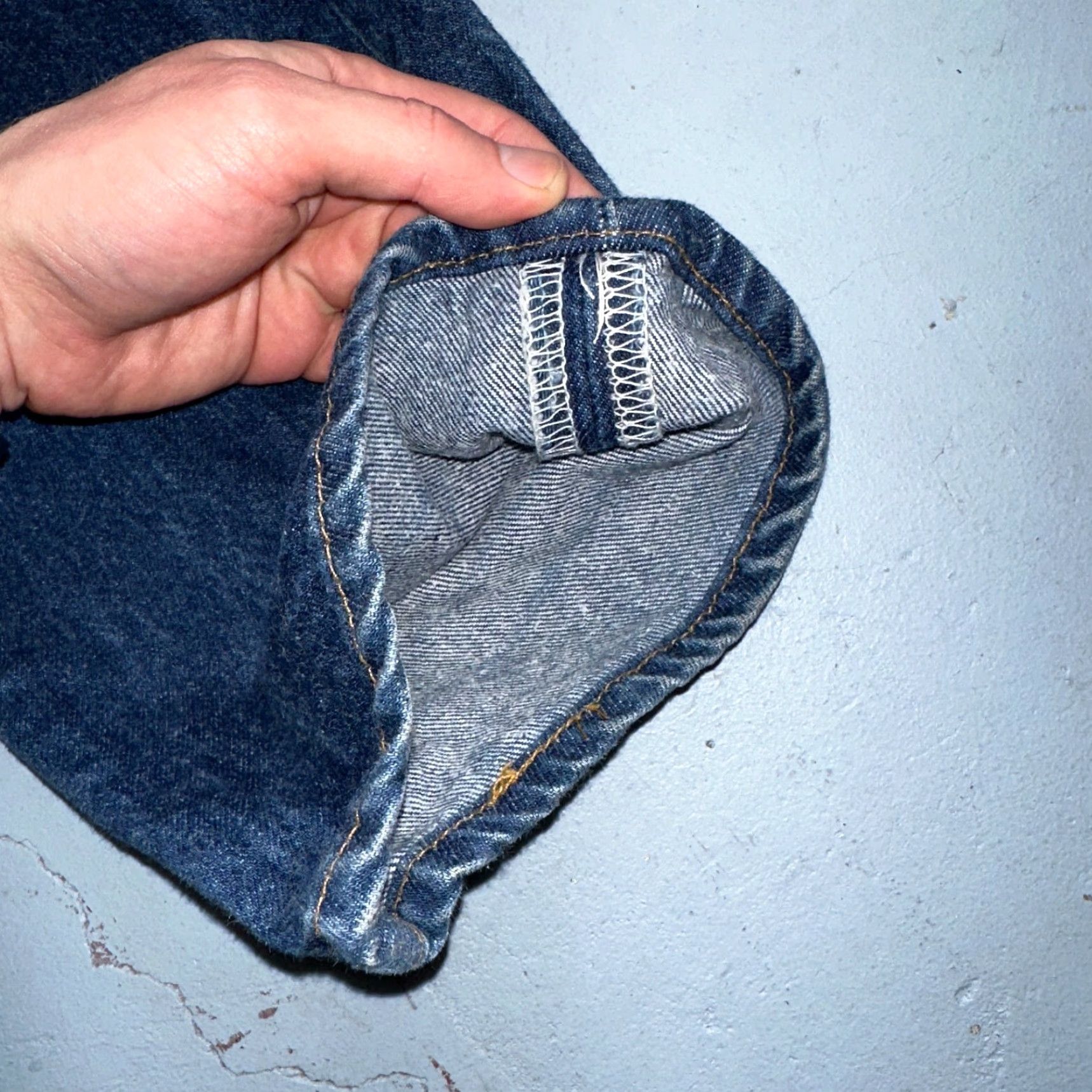 Levi's VINTAGE Levi's 501 Jeans Men 36x36 Dark Wash Straight Leg 90s USA Classic Denim Size US 36 / EU 52 - 4 Thumbnail